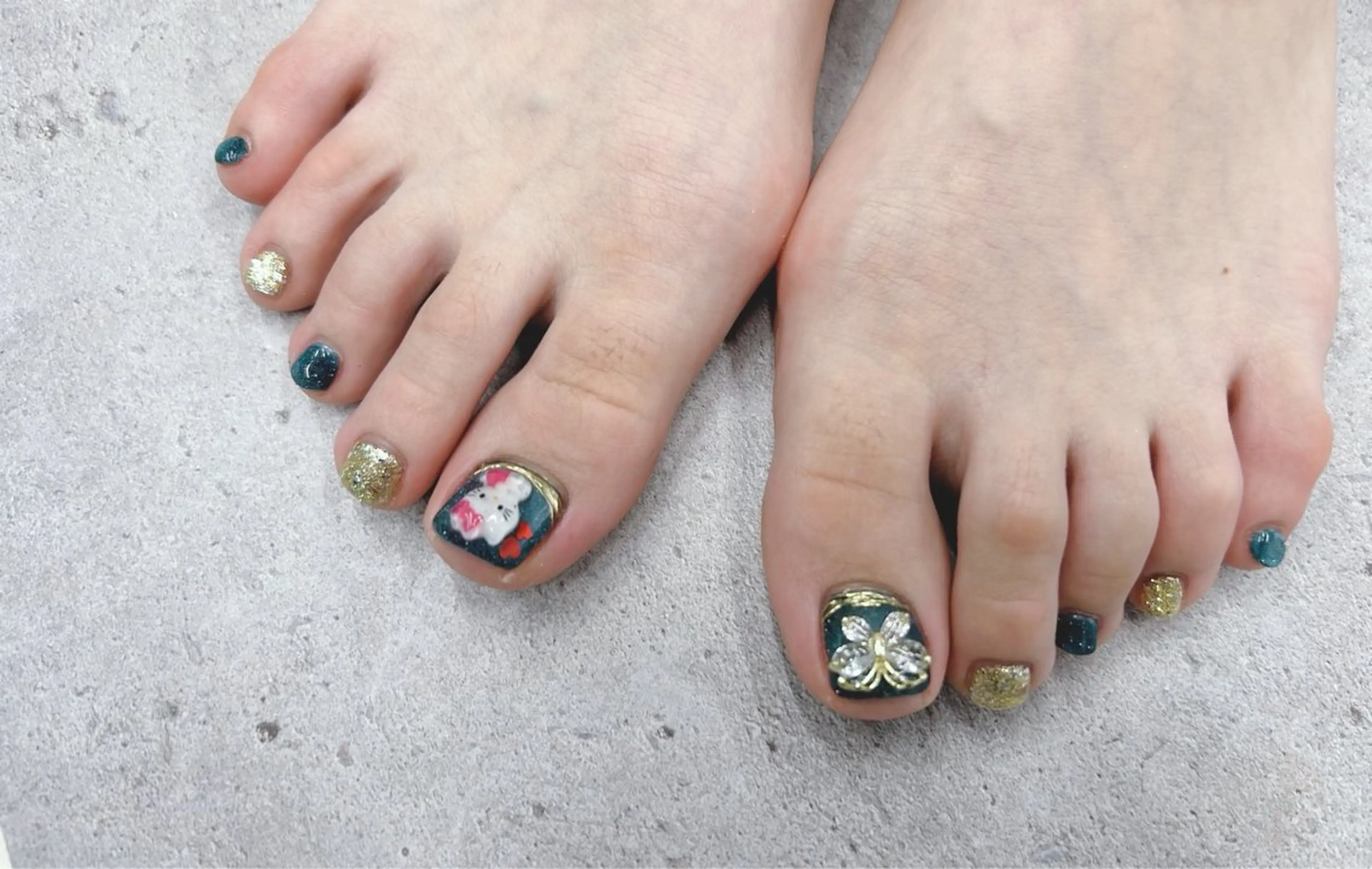 ネイル マグネットネイル フットネイル Nail Salon agré所属・agré ネイルサロン　アグレのネイルデザイン