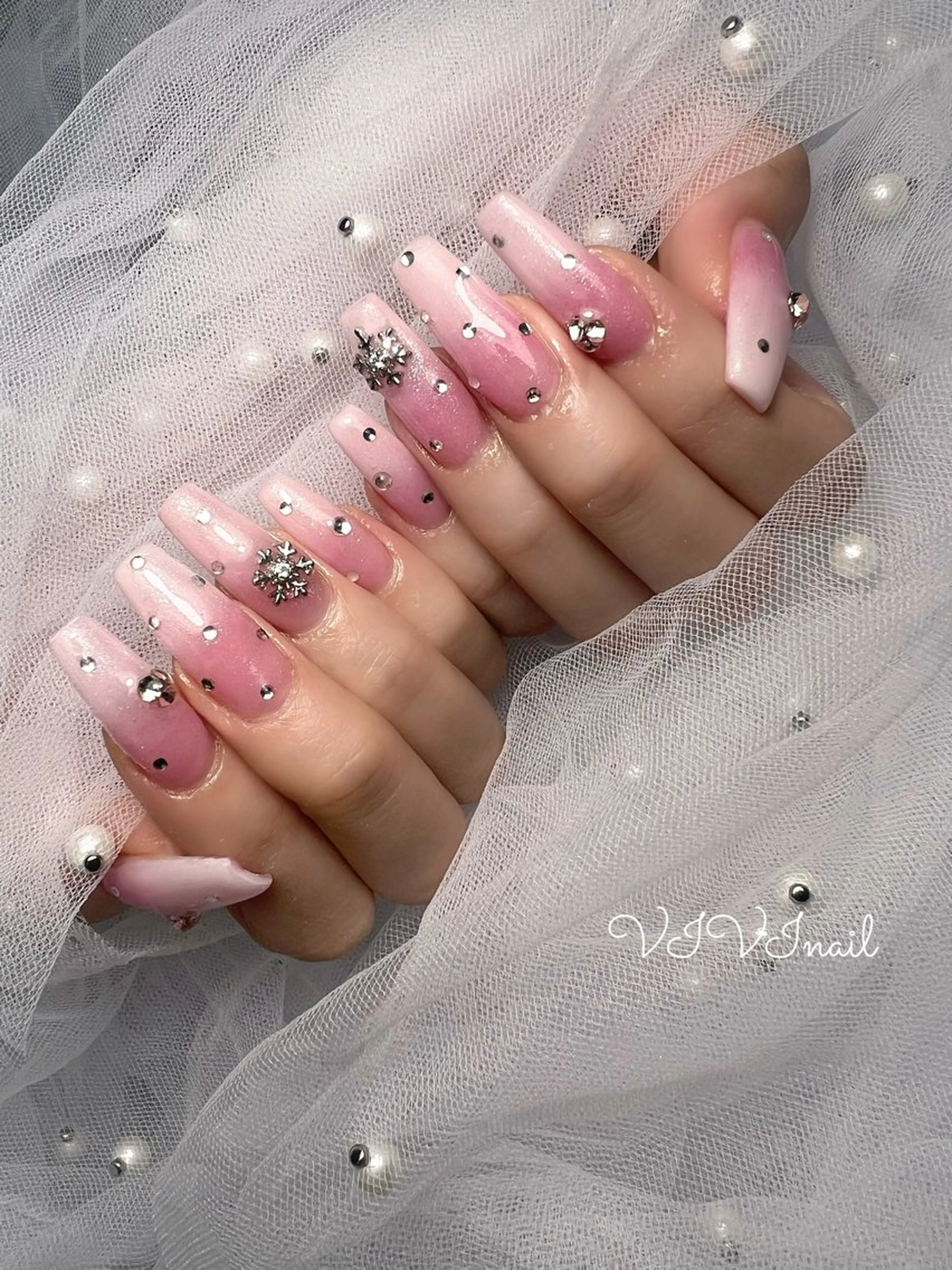 ネイル ハンドネイル vivi nailのネイルデザイン