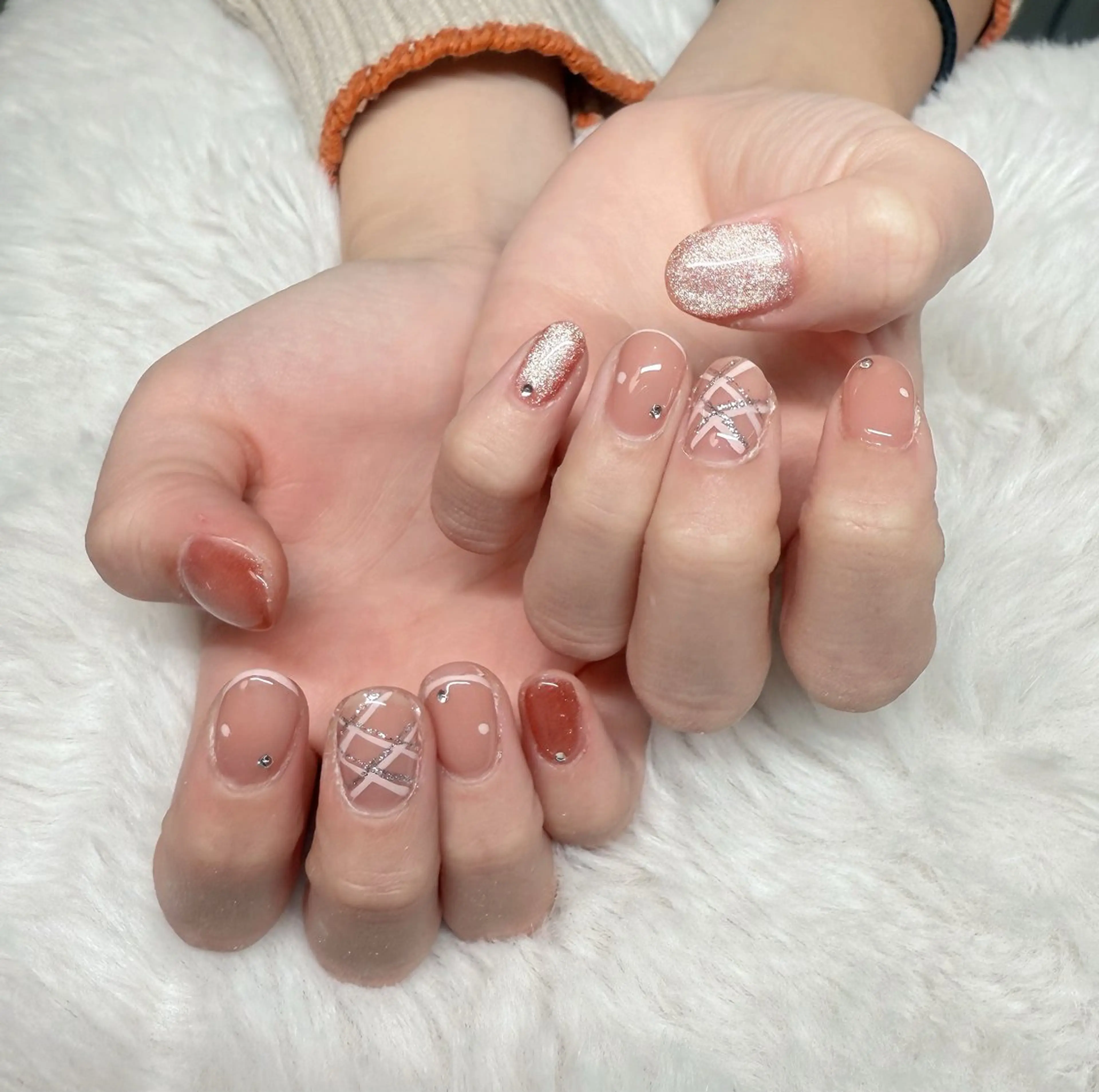 ネイル ハンドネイル ハンドケア リン リンのネイルデザイン