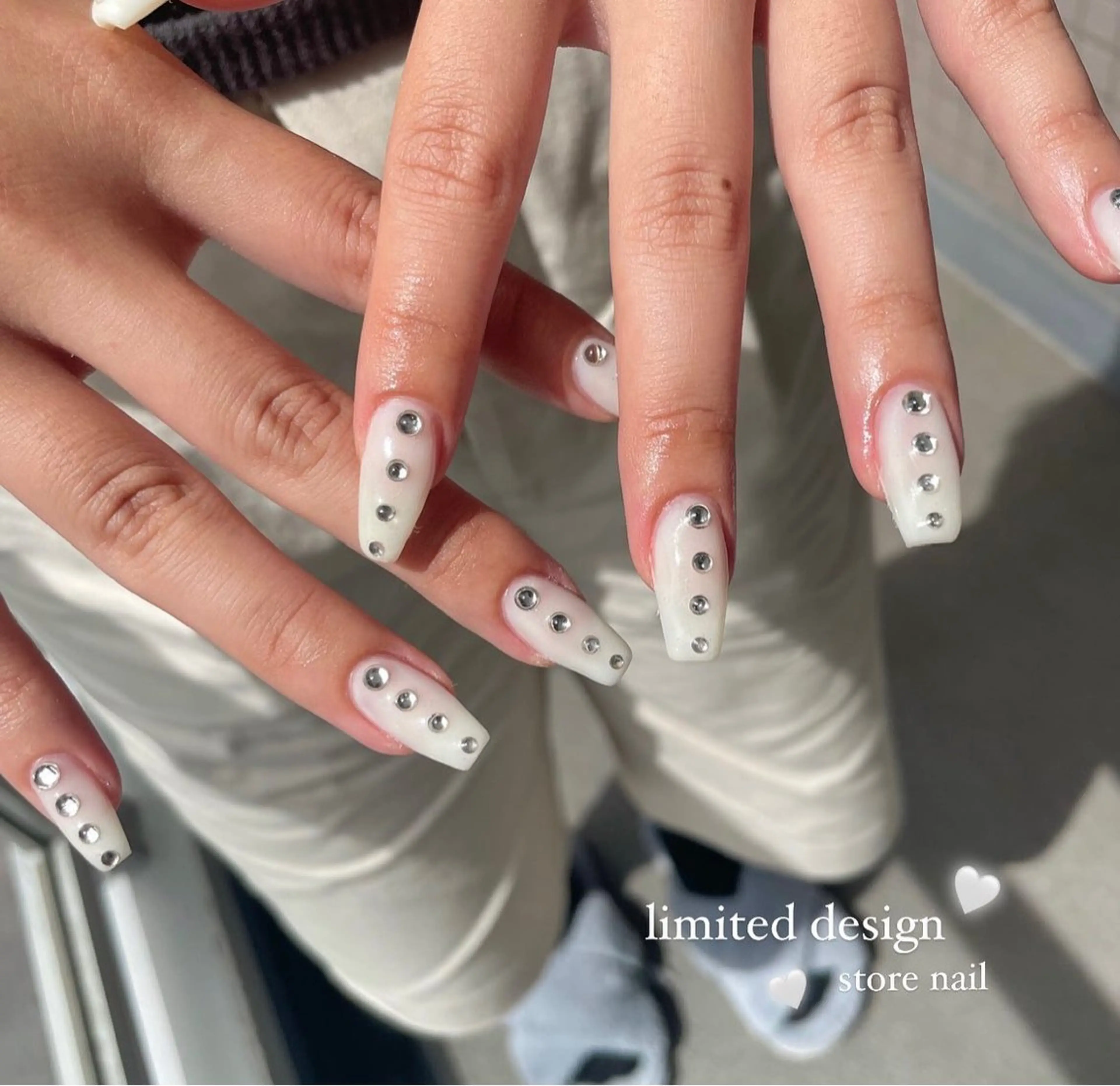 ネイル ハンドネイル Sii nail 🤍SAKIのネイルデザイン