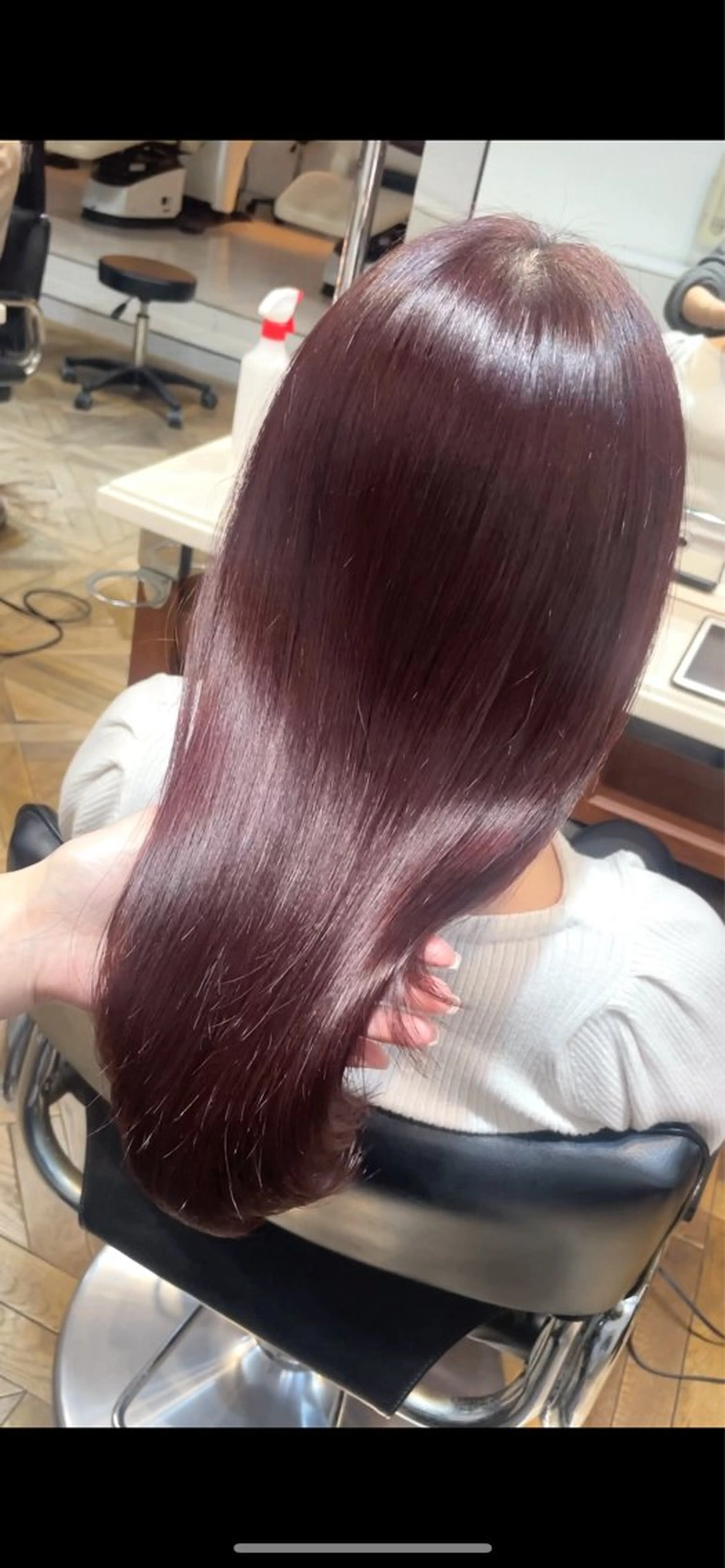 セミロング カラー ブリーチ カシス ブリーチなしカラー ピンクカラー カット ヘアカラー トリートメント BEBE所属・ご新規様限定 透明感カラーKANAのヘアスタイル