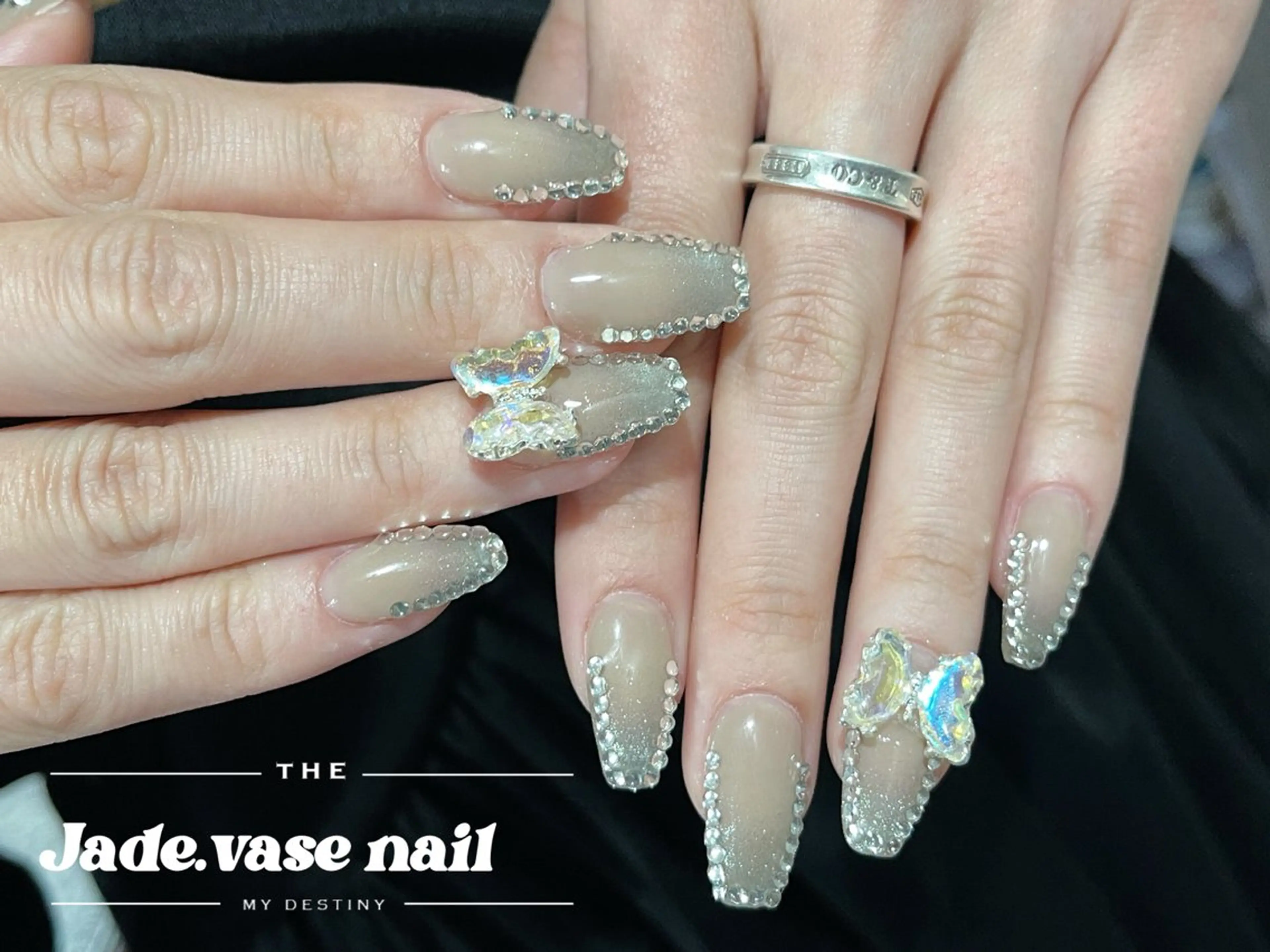 ネイル ハンドネイル ハンドケア ✰Jade.vase 銀座一丁目・東銀座のネイルデザイン