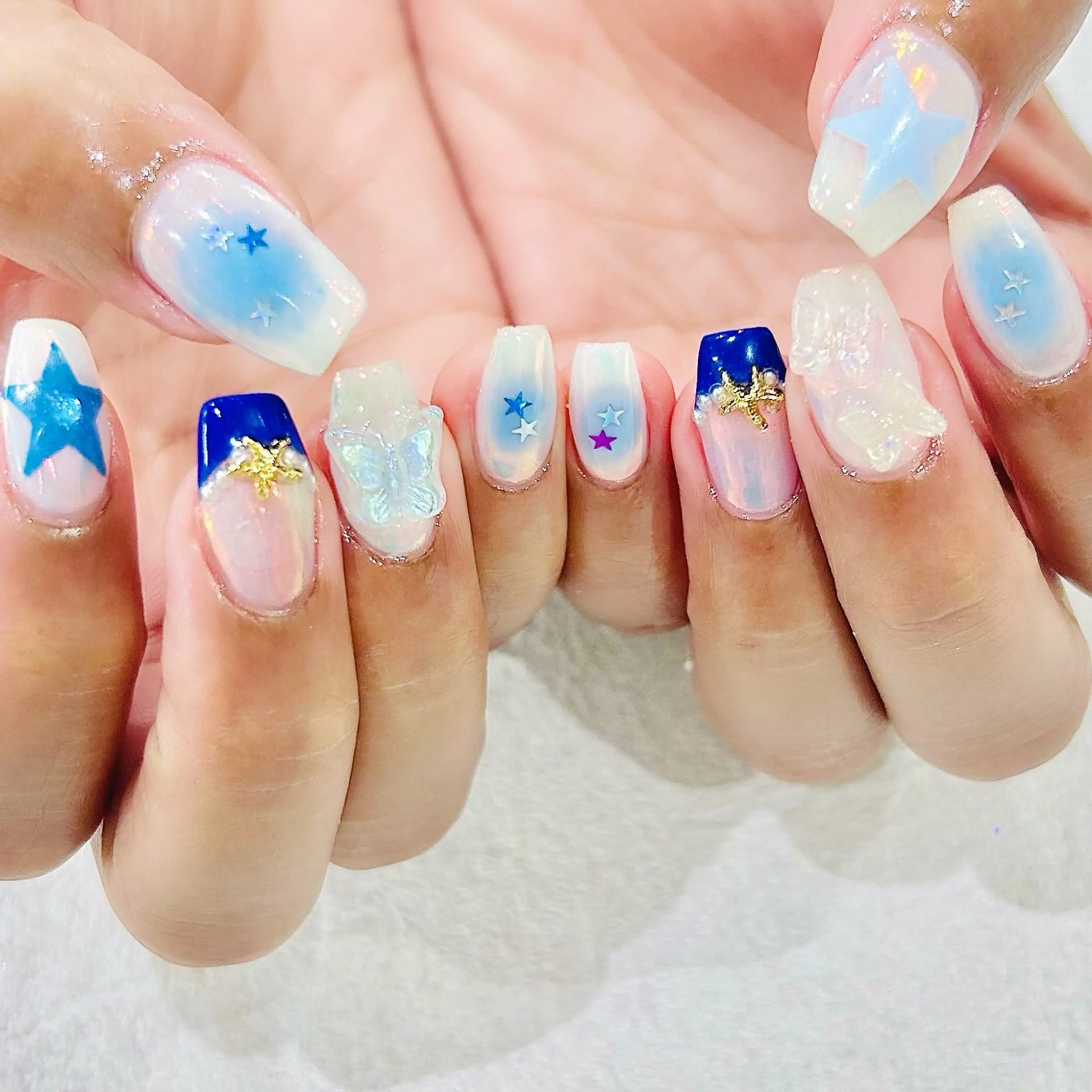 ネイル ストーンネイル ハンドネイル muum_nail 新宿2分 三丁目1分のネイルデザイン
