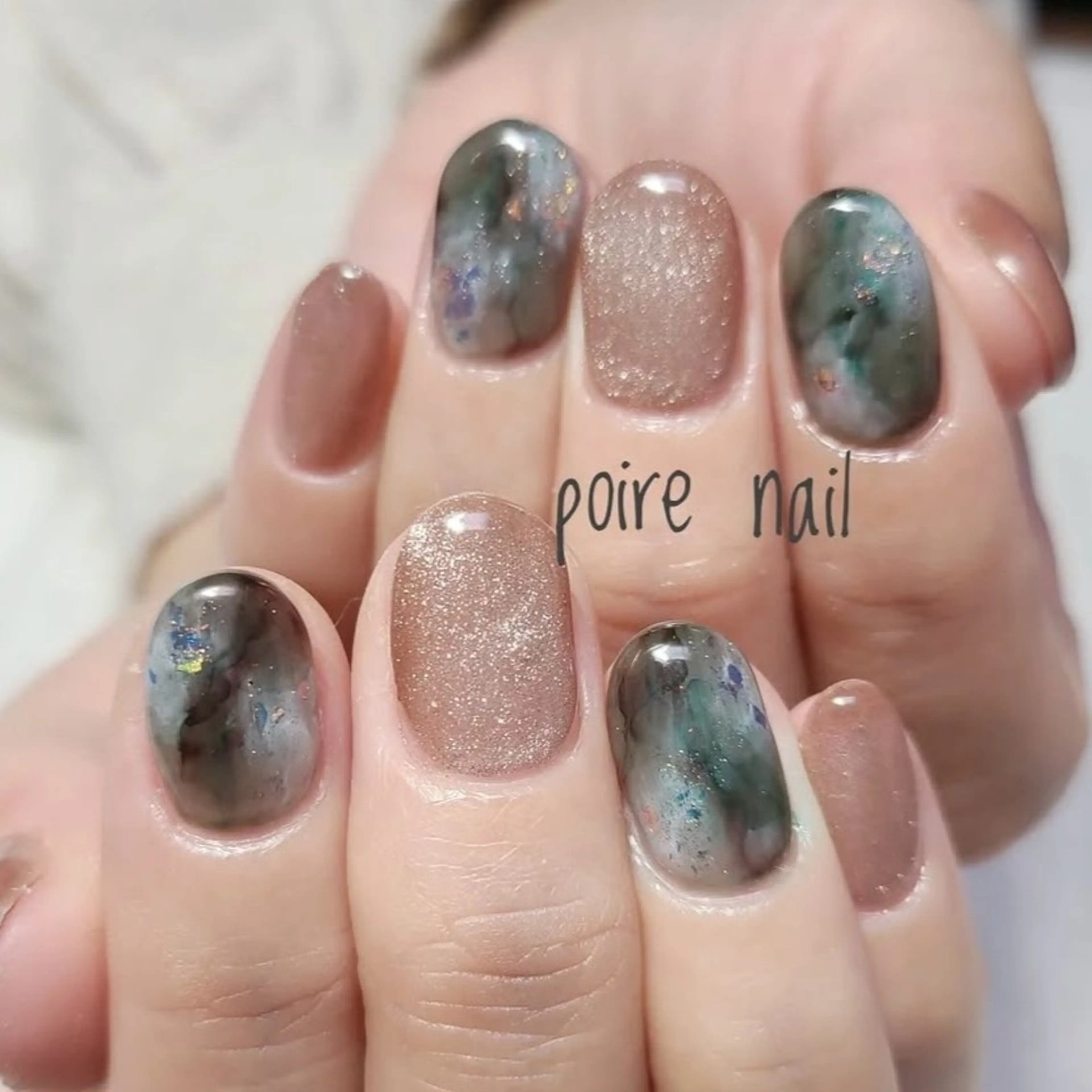 ネイル マグネットネイル ハンドネイル ポワールネイル ともみのネイルデザイン