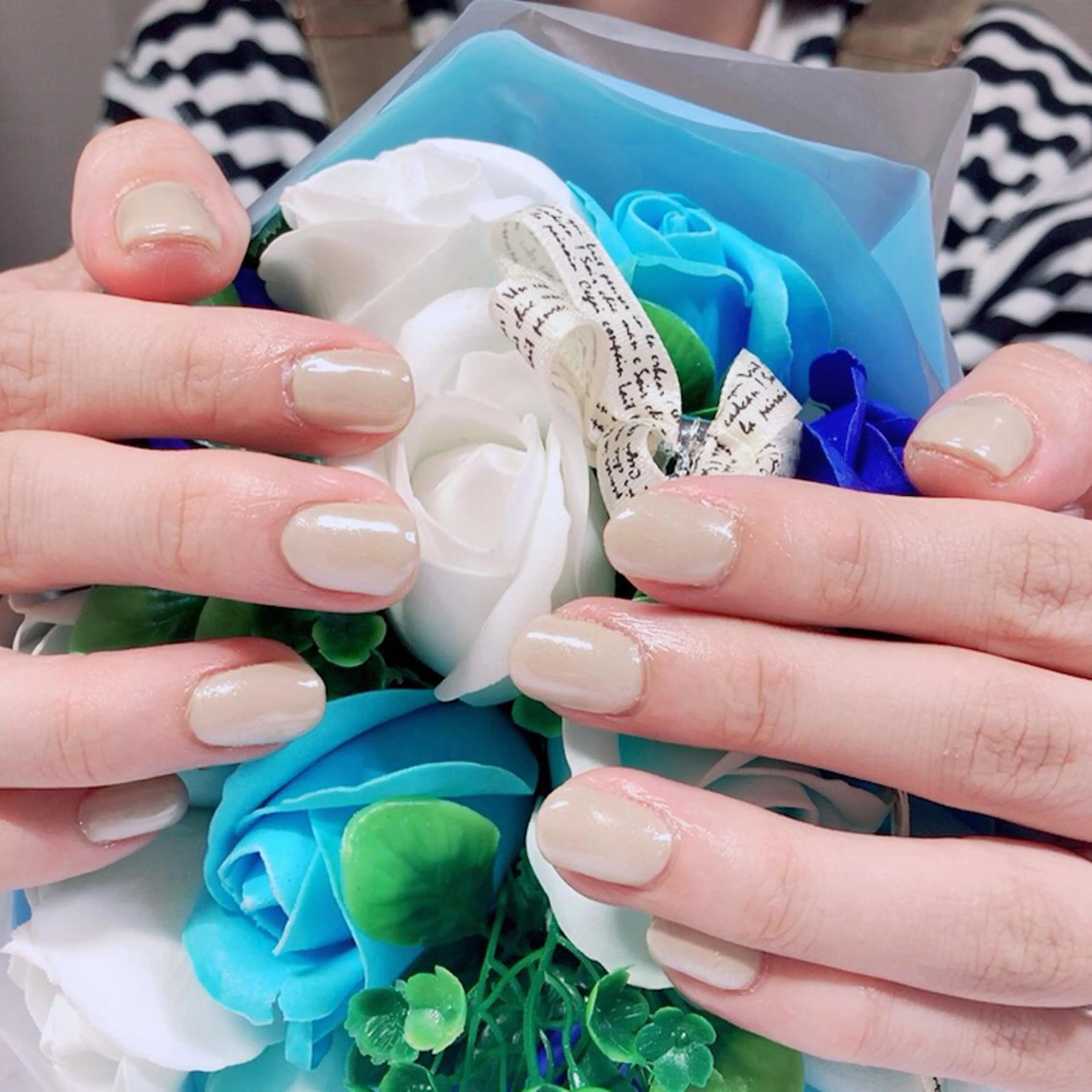 ネイル ワンカラーネイル ホワイト 奥園 良恵のネイルデザイン