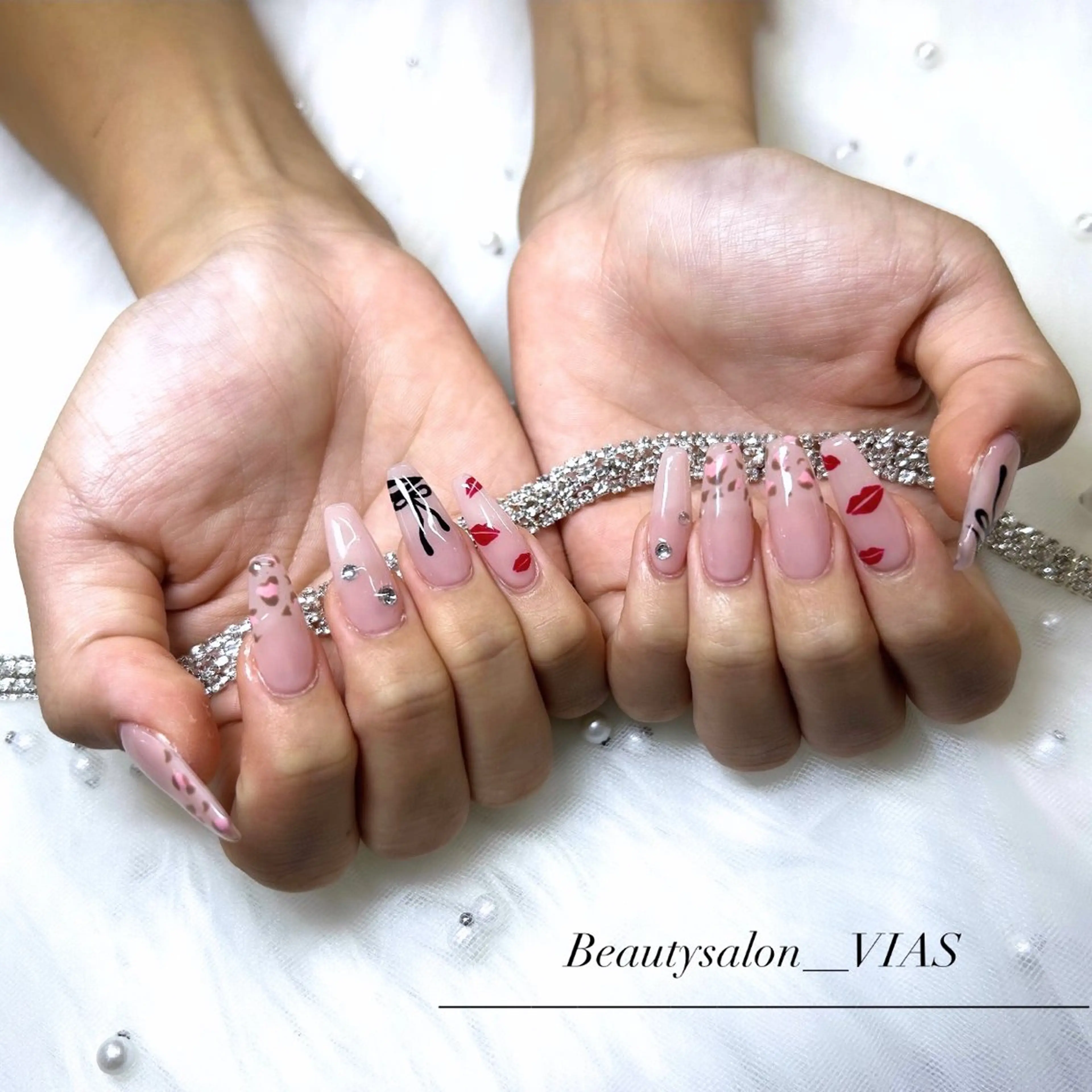 ネイル ハンドネイル VIAS 〜EYE&NAIL〜のネイルデザイン