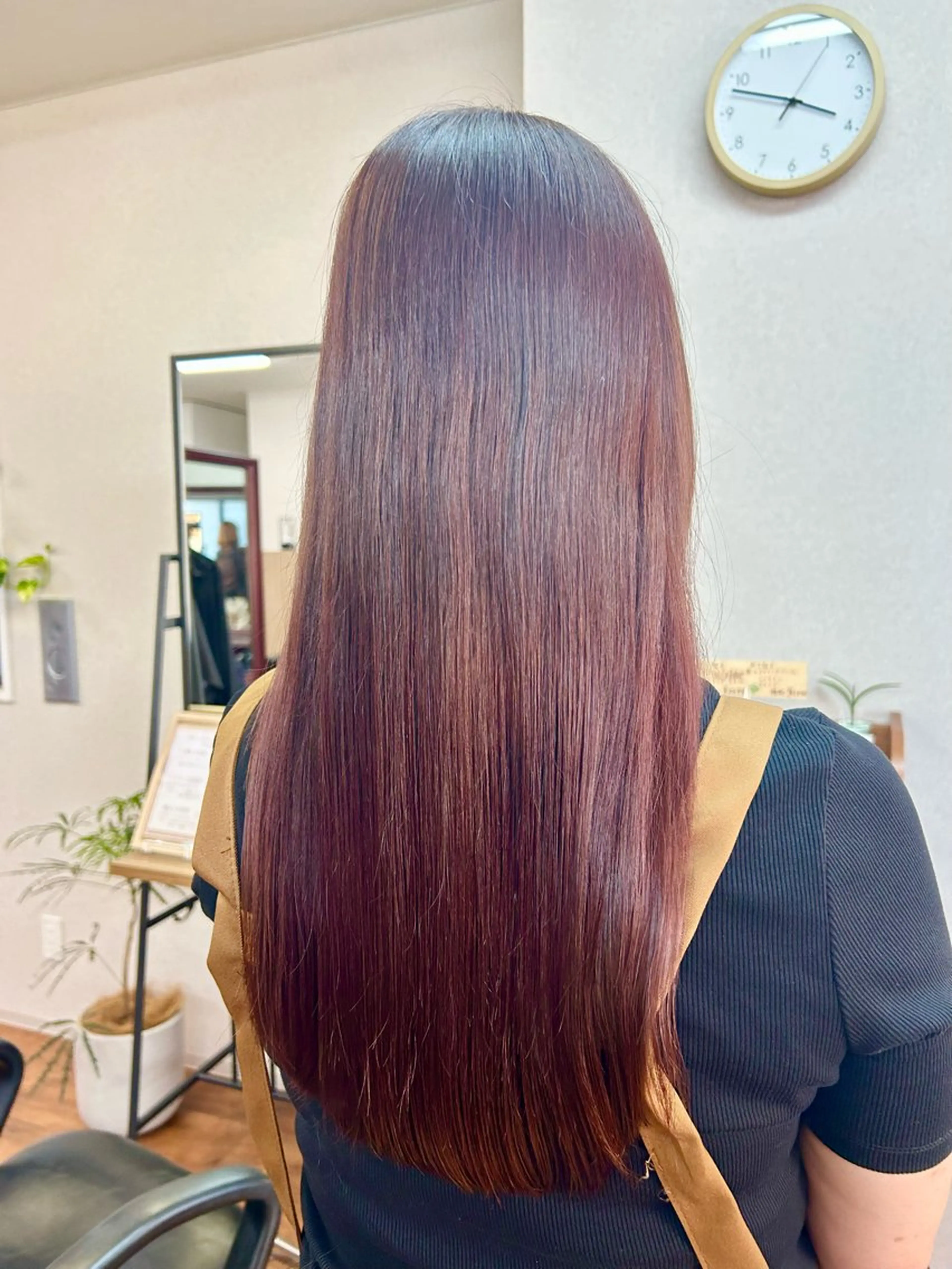 ロング カラー ベージュカラー ピンクカラー ピンクベージュ 大和田 朱美のヘアスタイル