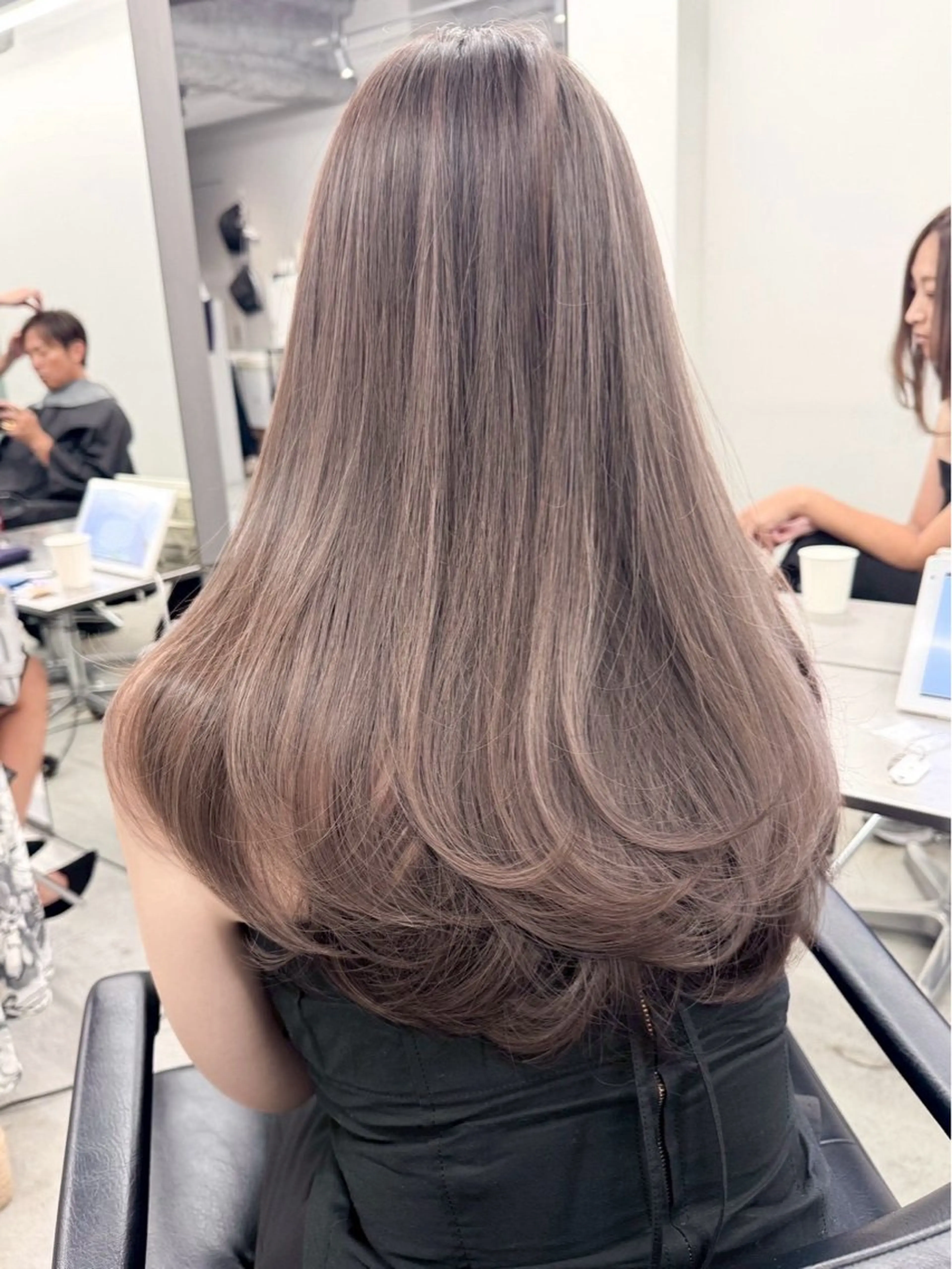 ロング カラー ヘアカラー 韓国風/艶カラー/ 透明感/水野啓太のヘアスタイル