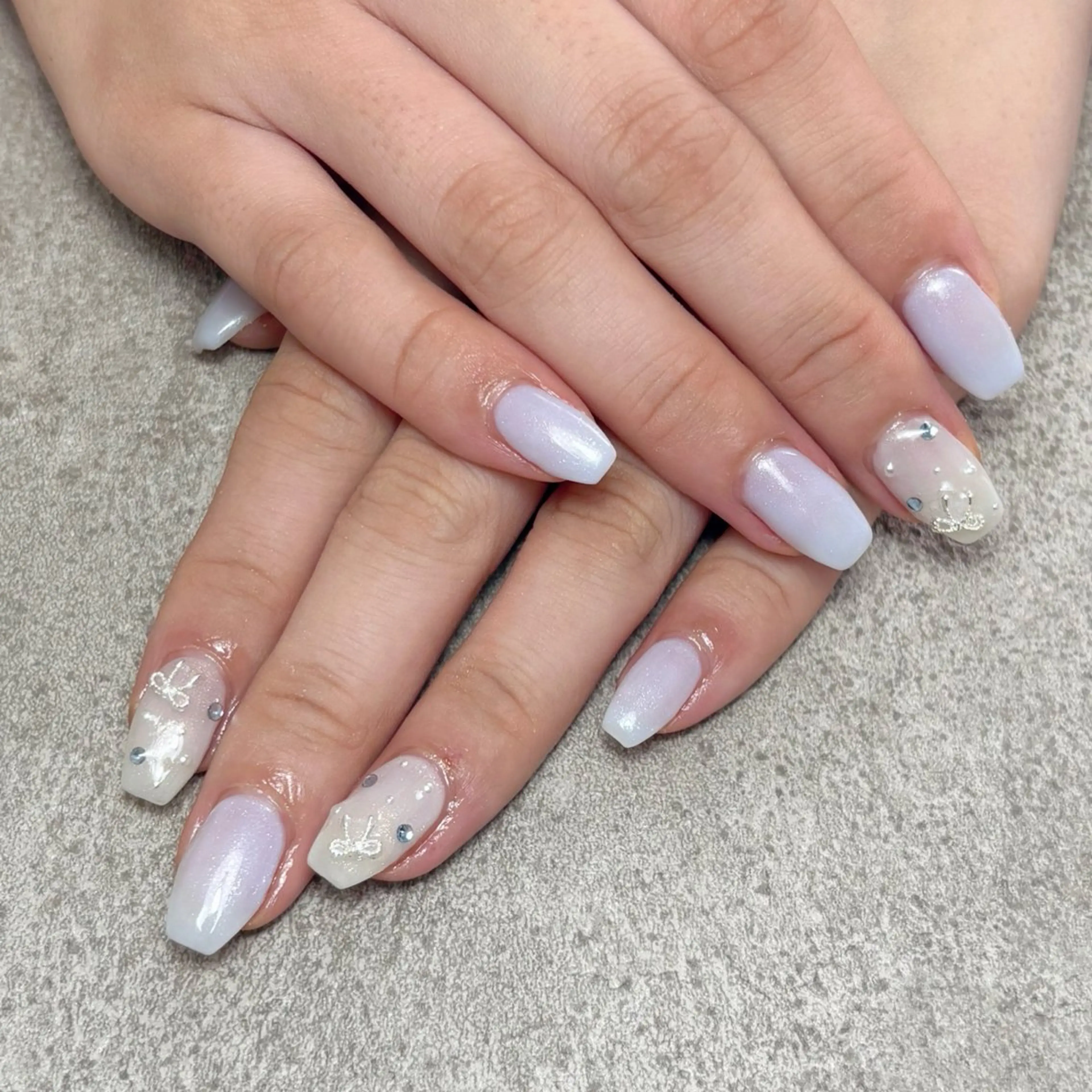 ネイル ハンドネイル nailroom DIASOMNIAのネイルデザイン