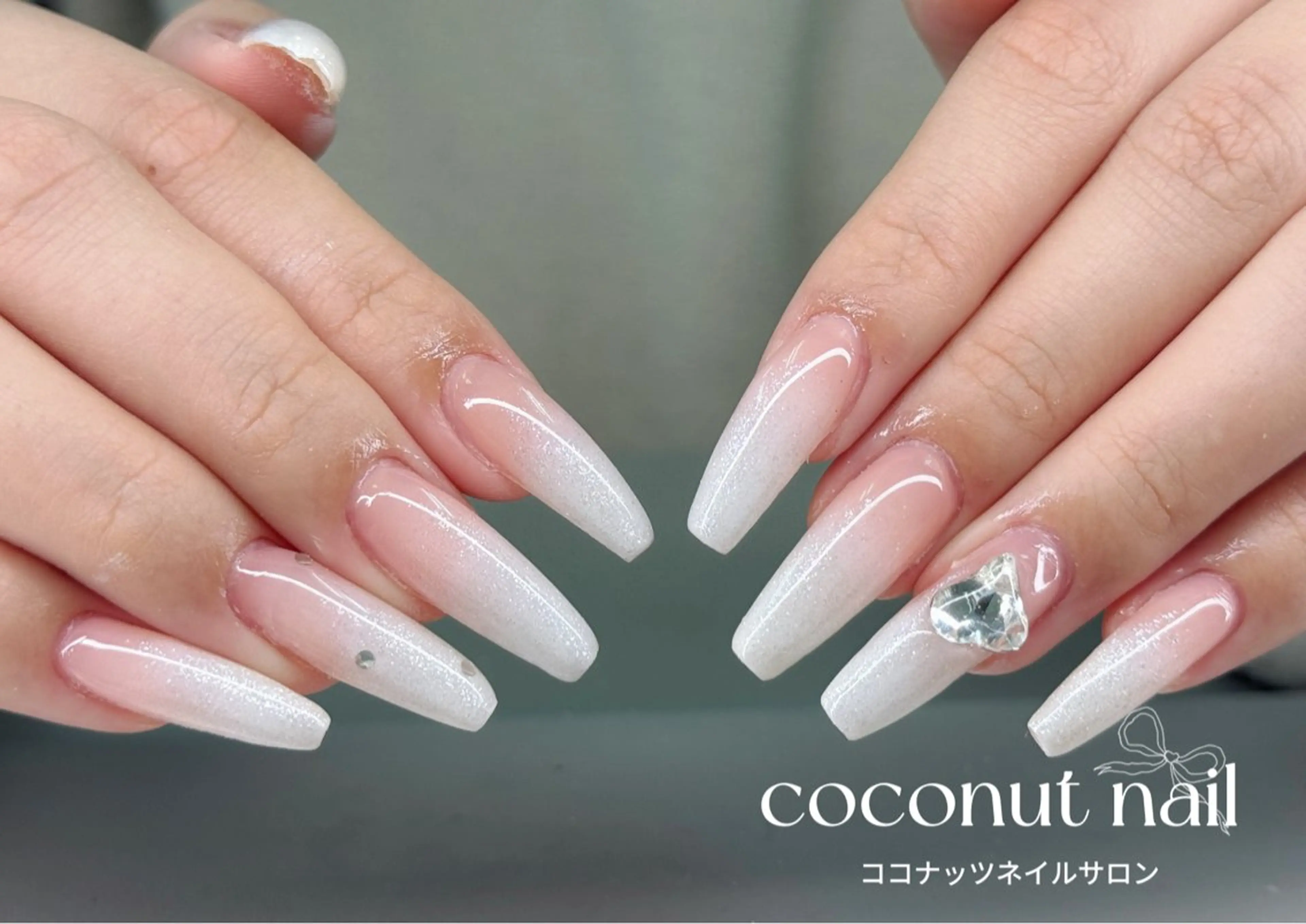 ネイル べっ甲ネイル フレンチネイル キラキラネイル マグネットネイル 大理石ネイル(マーブル) ハンドネイル 神田 ココナッツのネイルデザイン