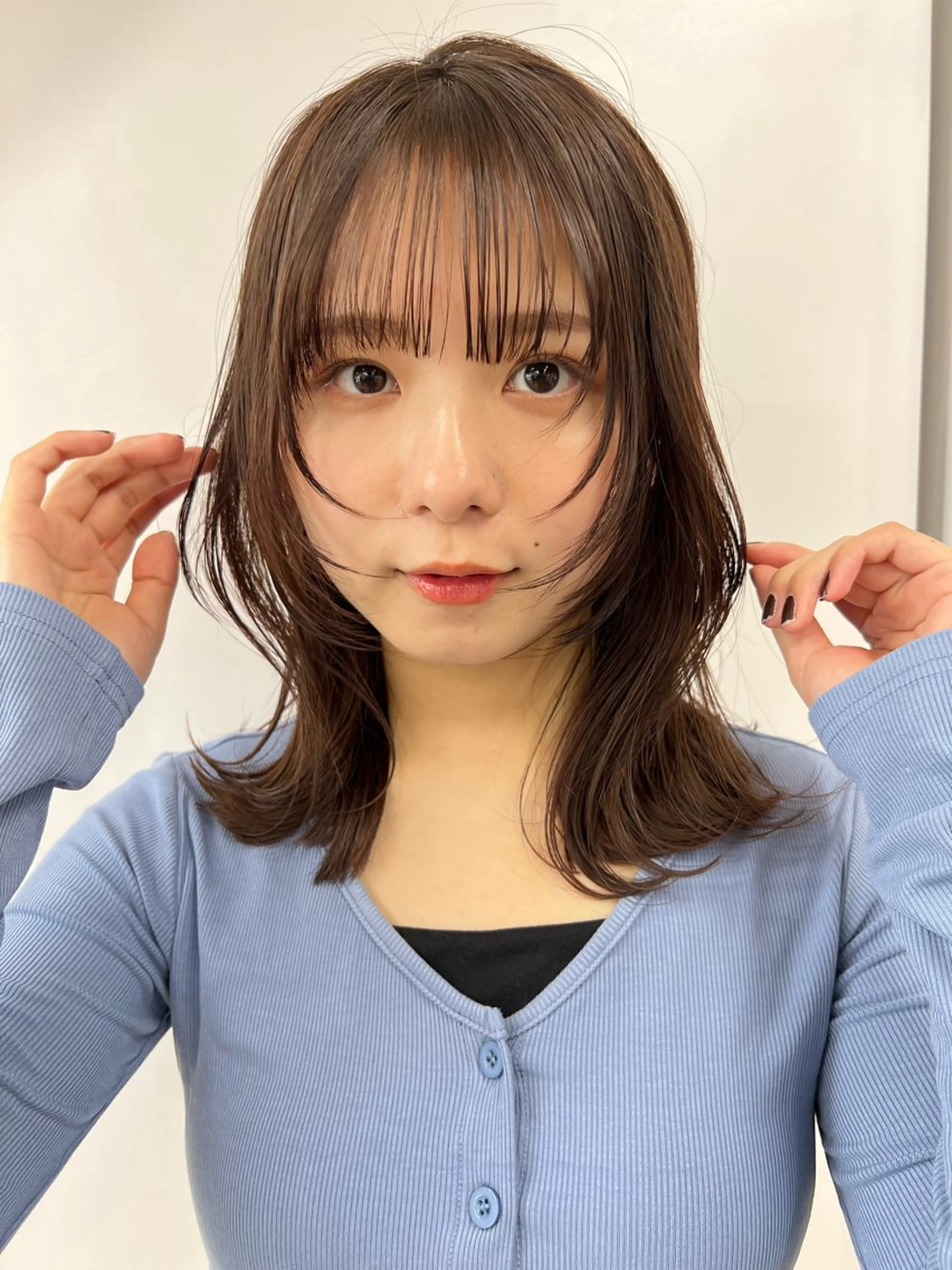 ミディアム 縮毛矯正、髪質改善 肘以上無料のヘアスタイル