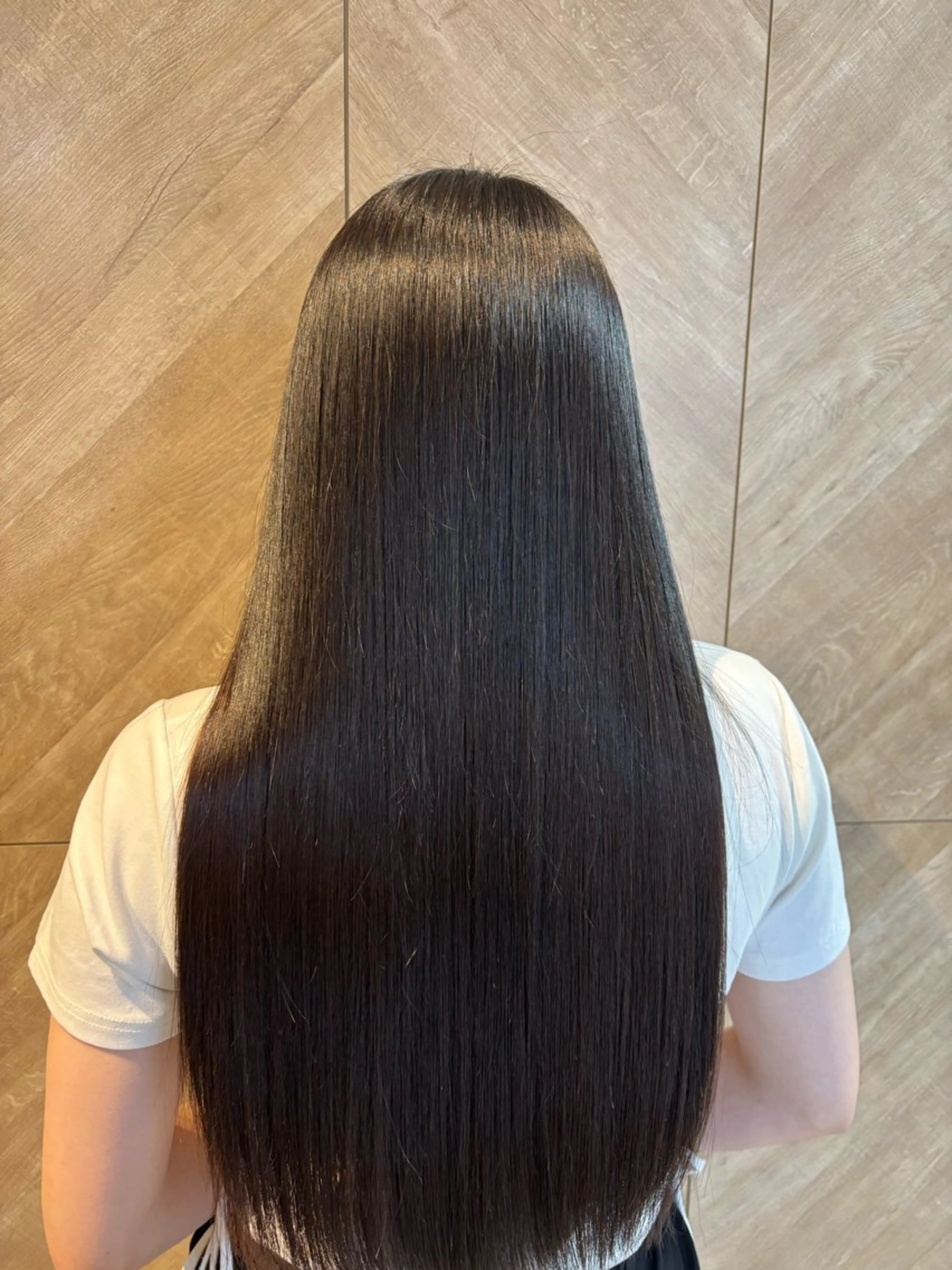 ロング 髪質改善 縮毛矯正 岡本樹一 🍁のヘアスタイル