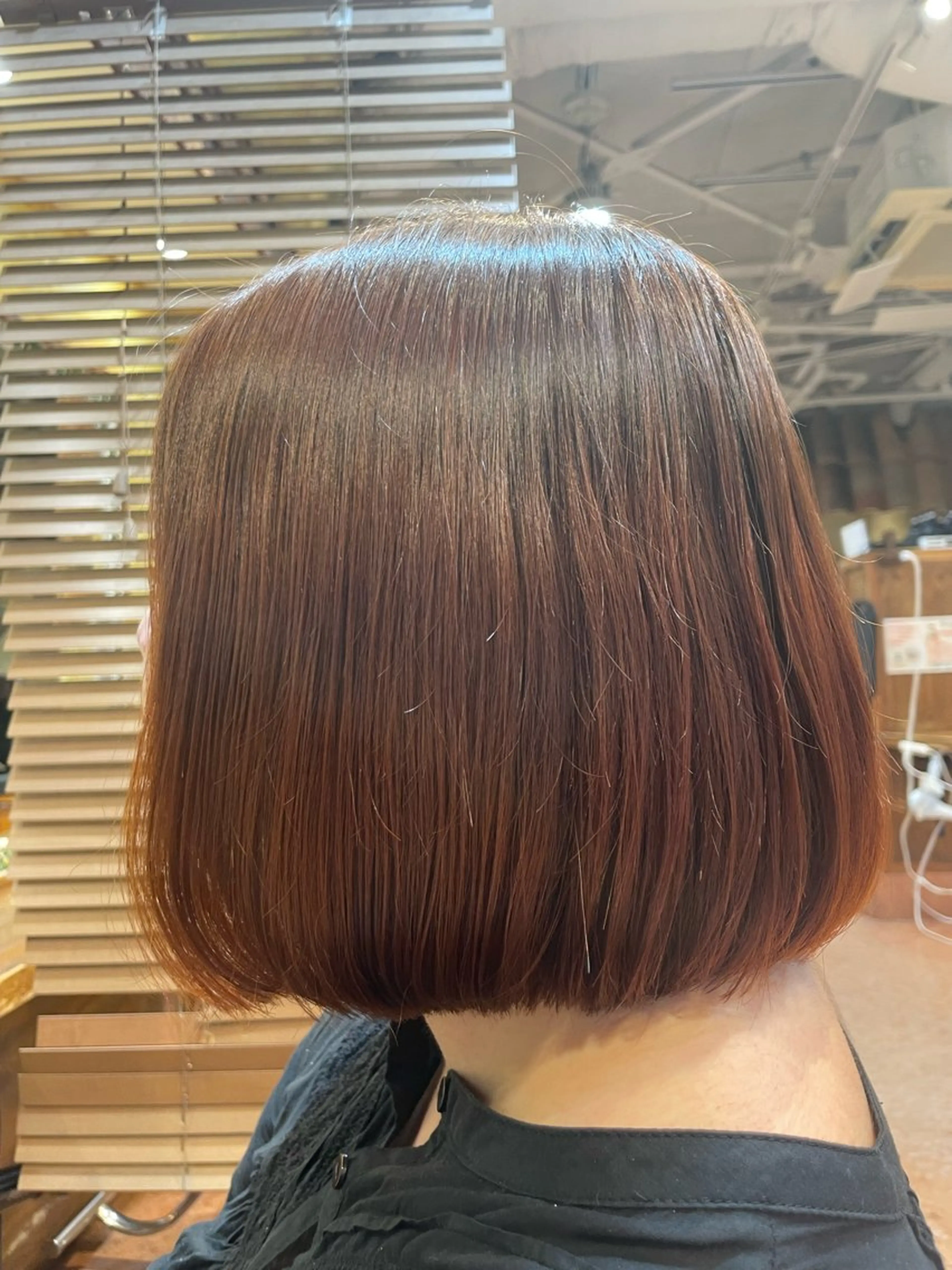 ミディアム カラー ミディアムパーマ オレンジ ボブ クレドガーデン柏所属・クレドガーデン柏 あやみのヘアスタイル