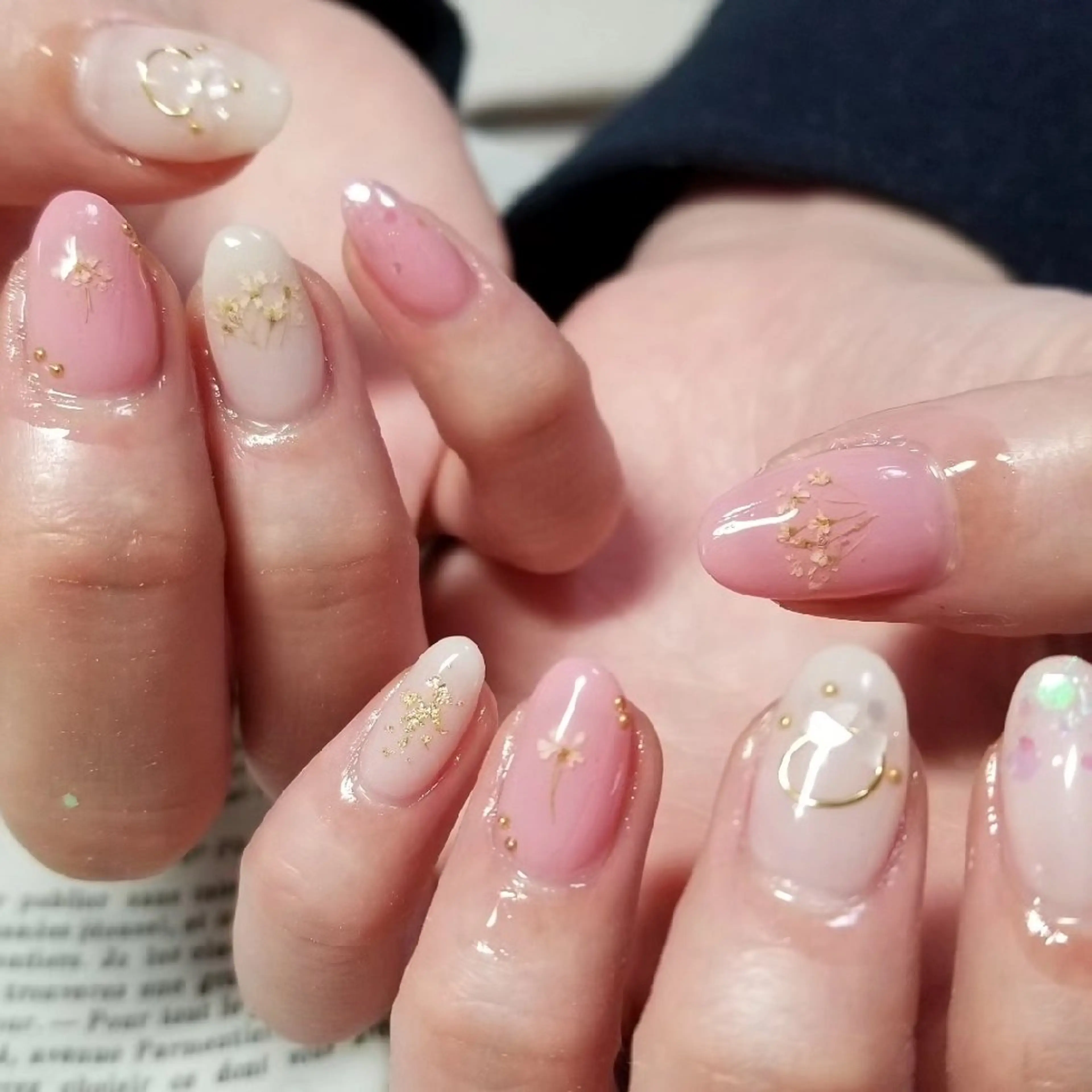 インスタフォロー【オフ込み】アート付ハンドジェルの写真