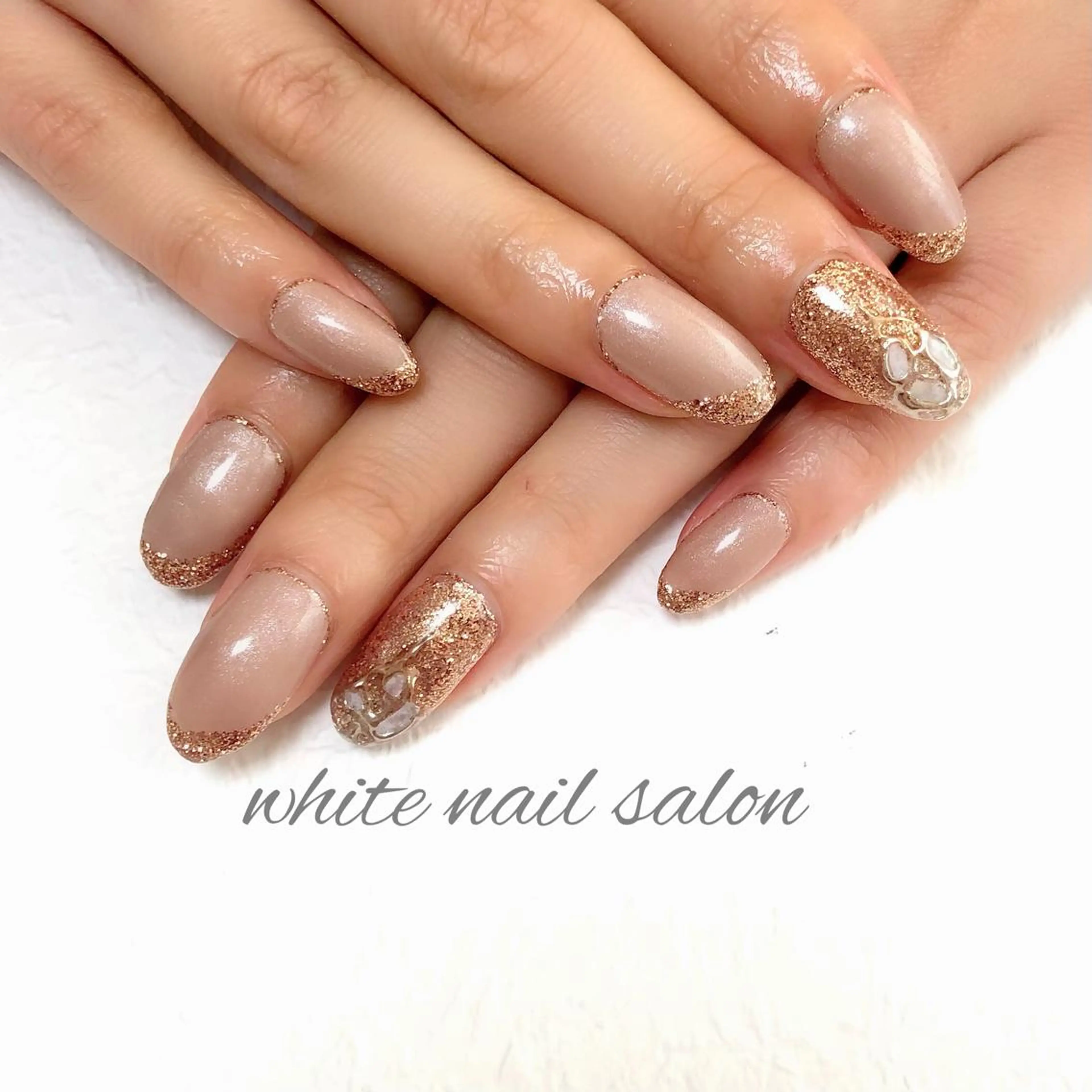 ネイル ジェルネイル ハードジェル 持ち込み ソフトジェル ハンドネイル white nail salonのネイルデザイン