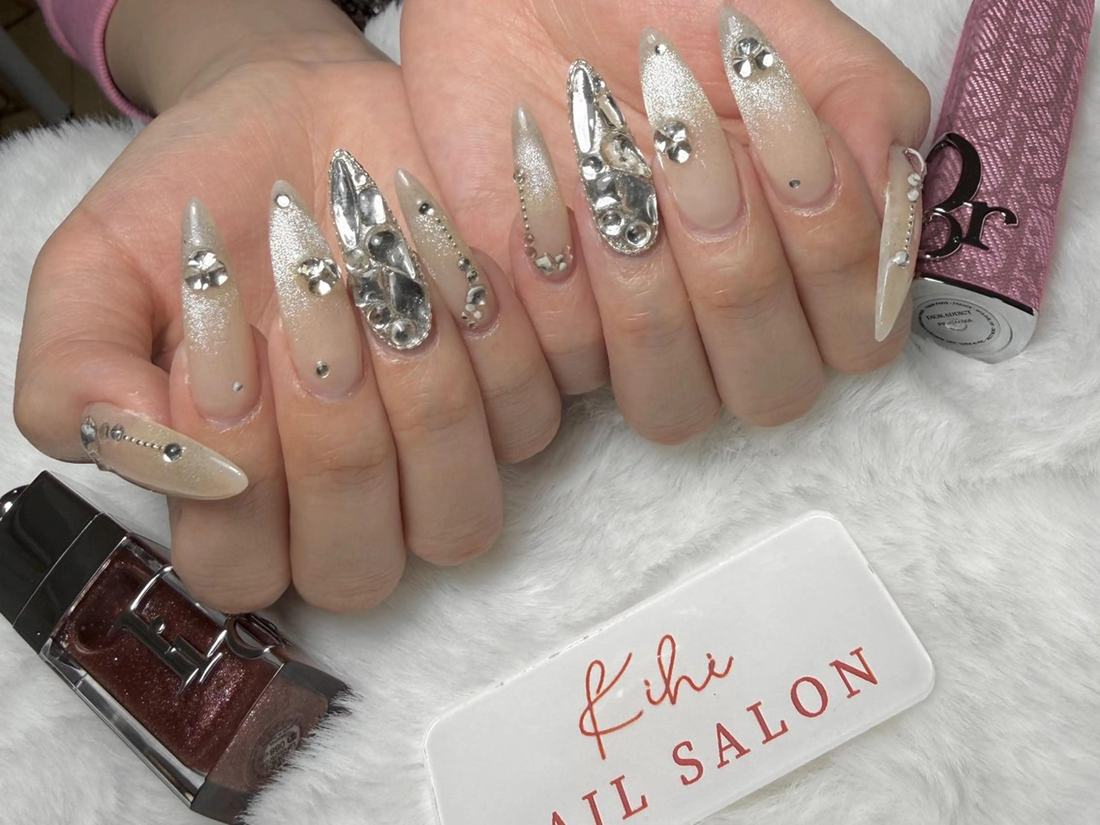 ネイル アートネイル フレンチネイル ジェルネイル グラデーション 韓国ネイル ハンドネイル ハンドケア さくら💮💮 【オフ無料】のネイルデザイン