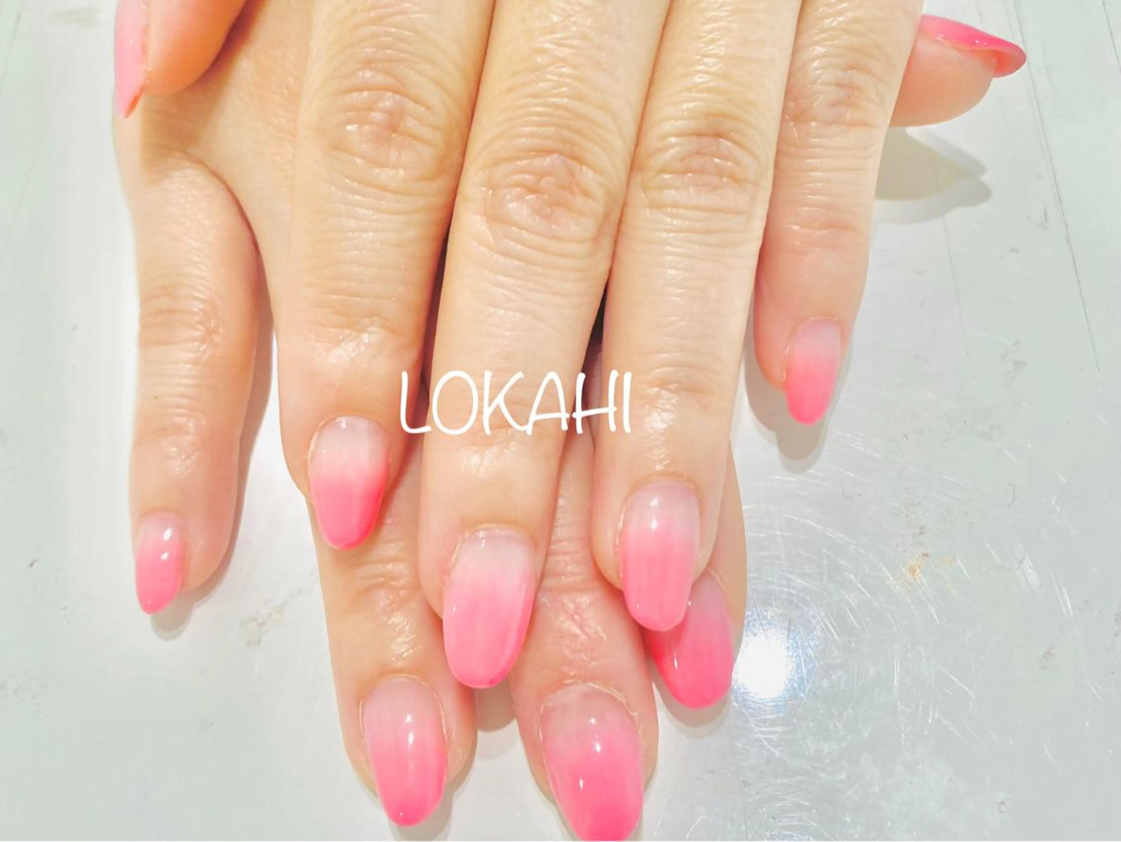 ネイル ジェルネイル ピンク 13日3980円‼️ マグもデザインも◎のネイルデザイン