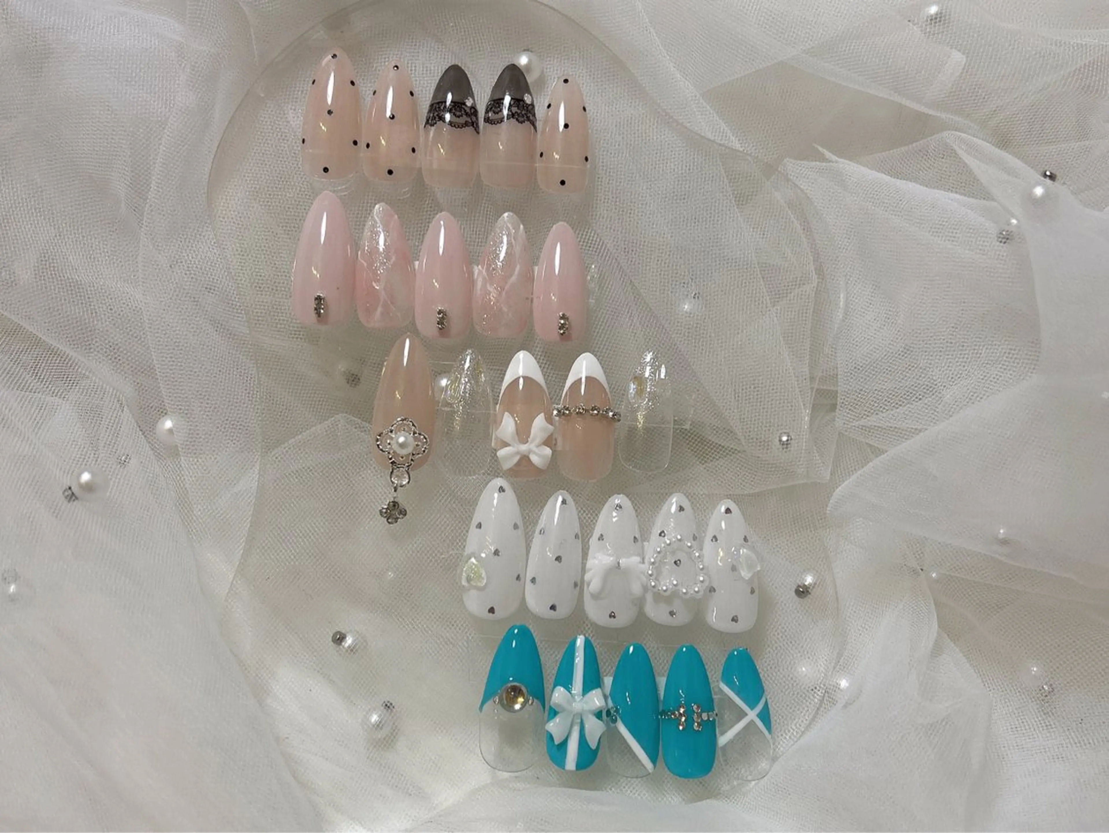 ネイル ハンドネイル EmaNail天満橋店所属・EmaNail Risaのネイルデザイン