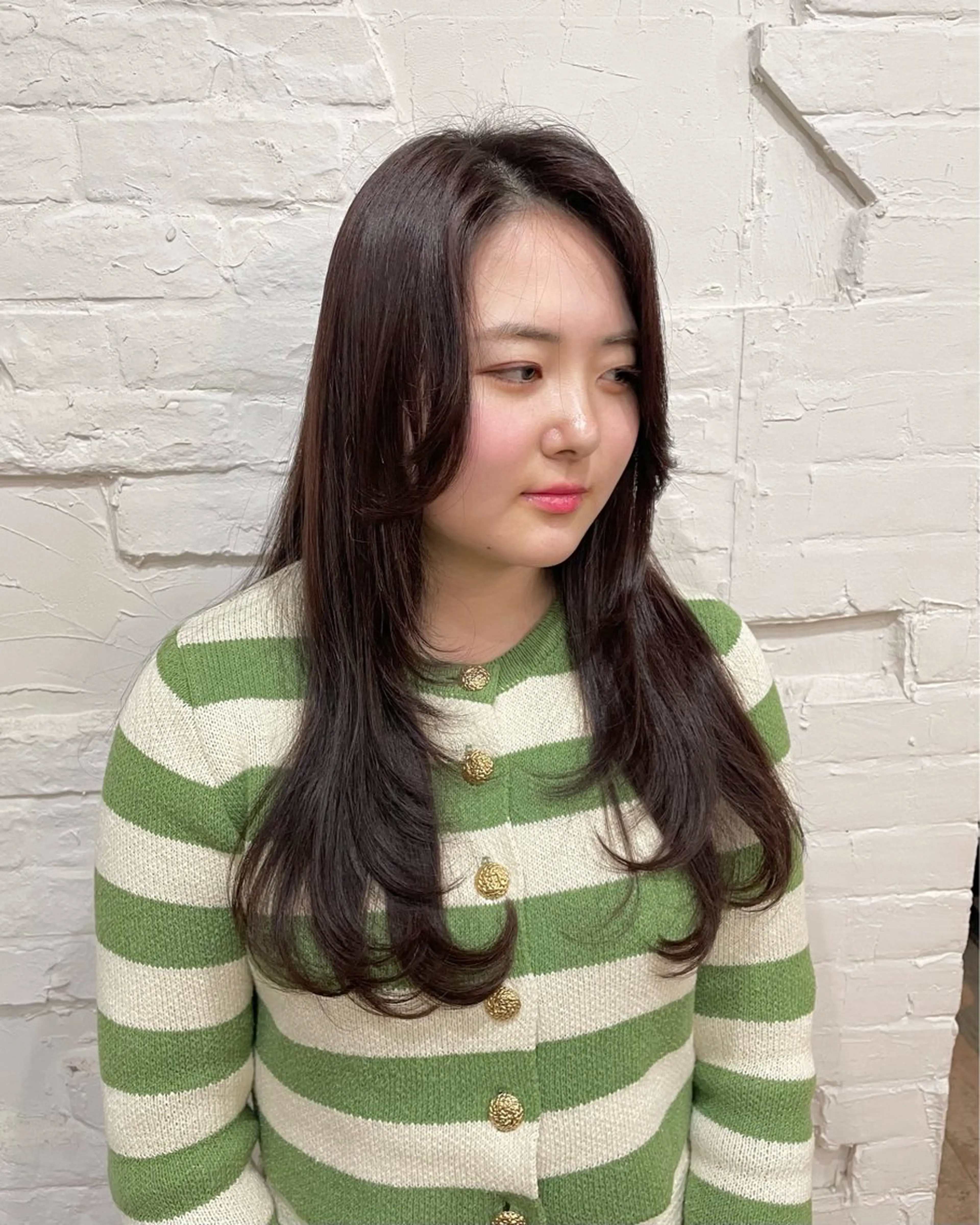 ロング カラー ヘアアレンジ 【ピンク/韓国ヘア/ ヘアセット】亜海のヘアスタイル