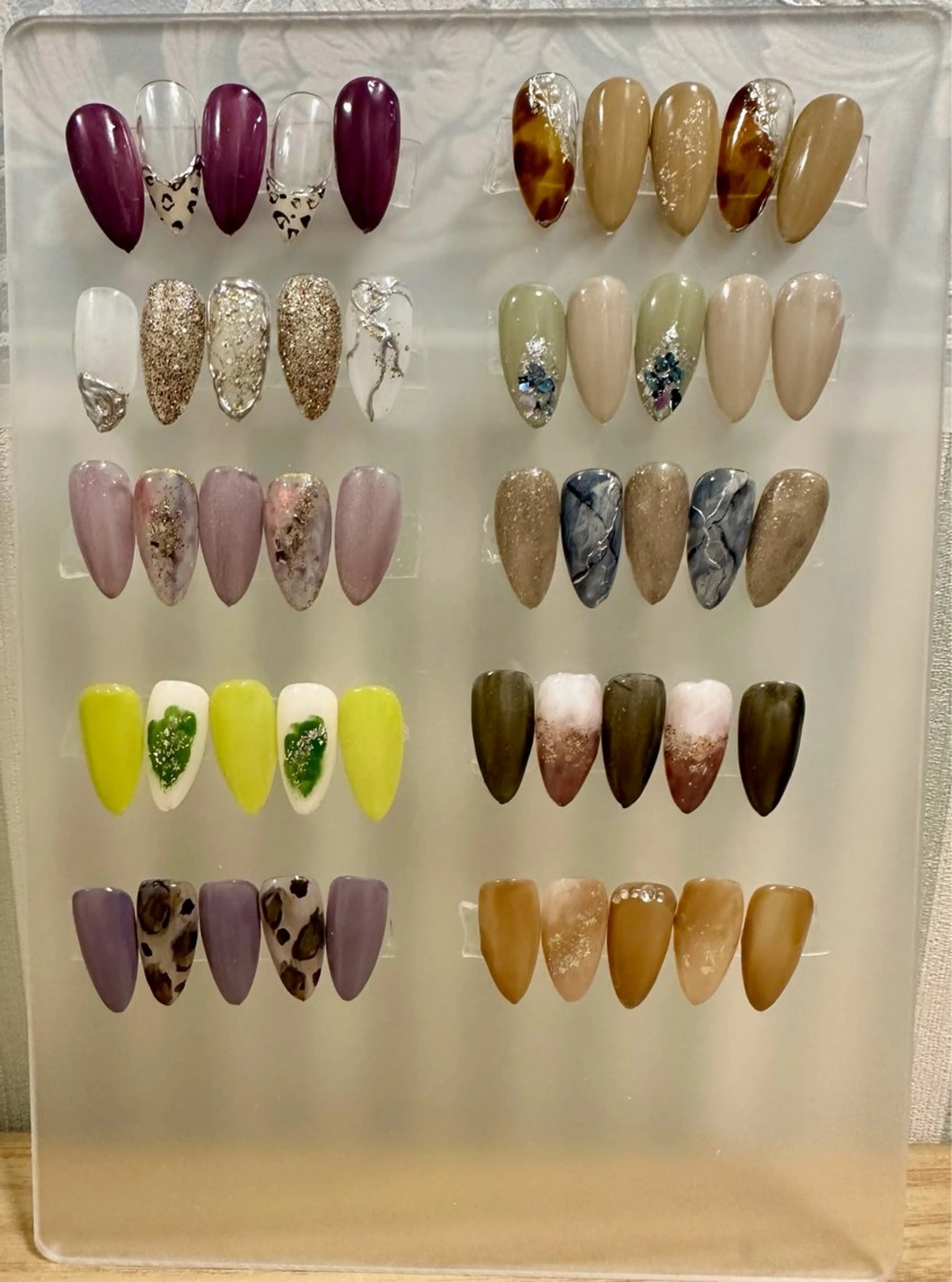 ネイル Chiara チップ長さ出しのネイルデザイン