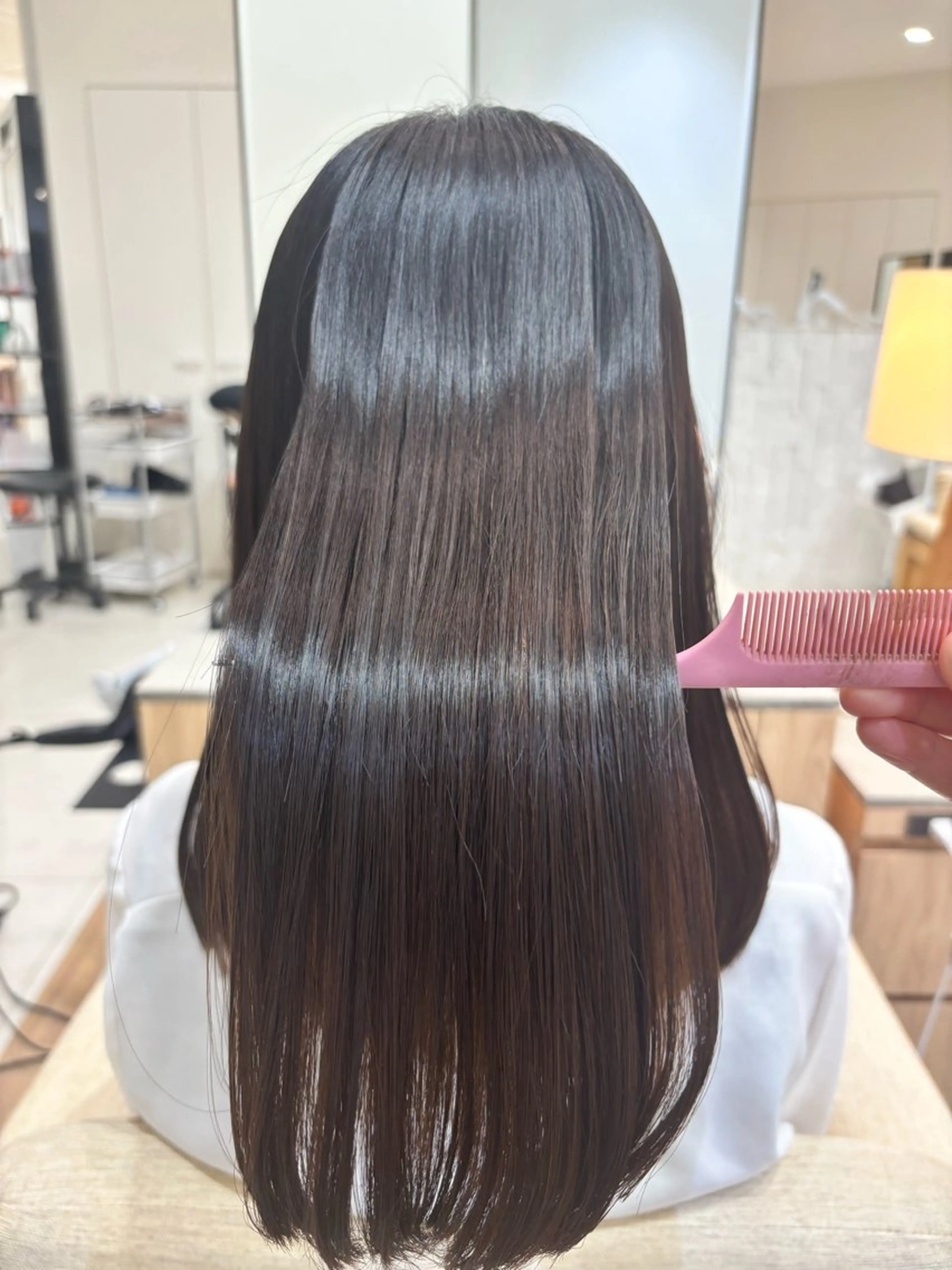 ロング カット 縮毛矯正 ガレリア 名駅オーキッドGビル店所属・名駅/艶髪ストレート /ヘッドスパ/伴怜奈のヘアスタイル