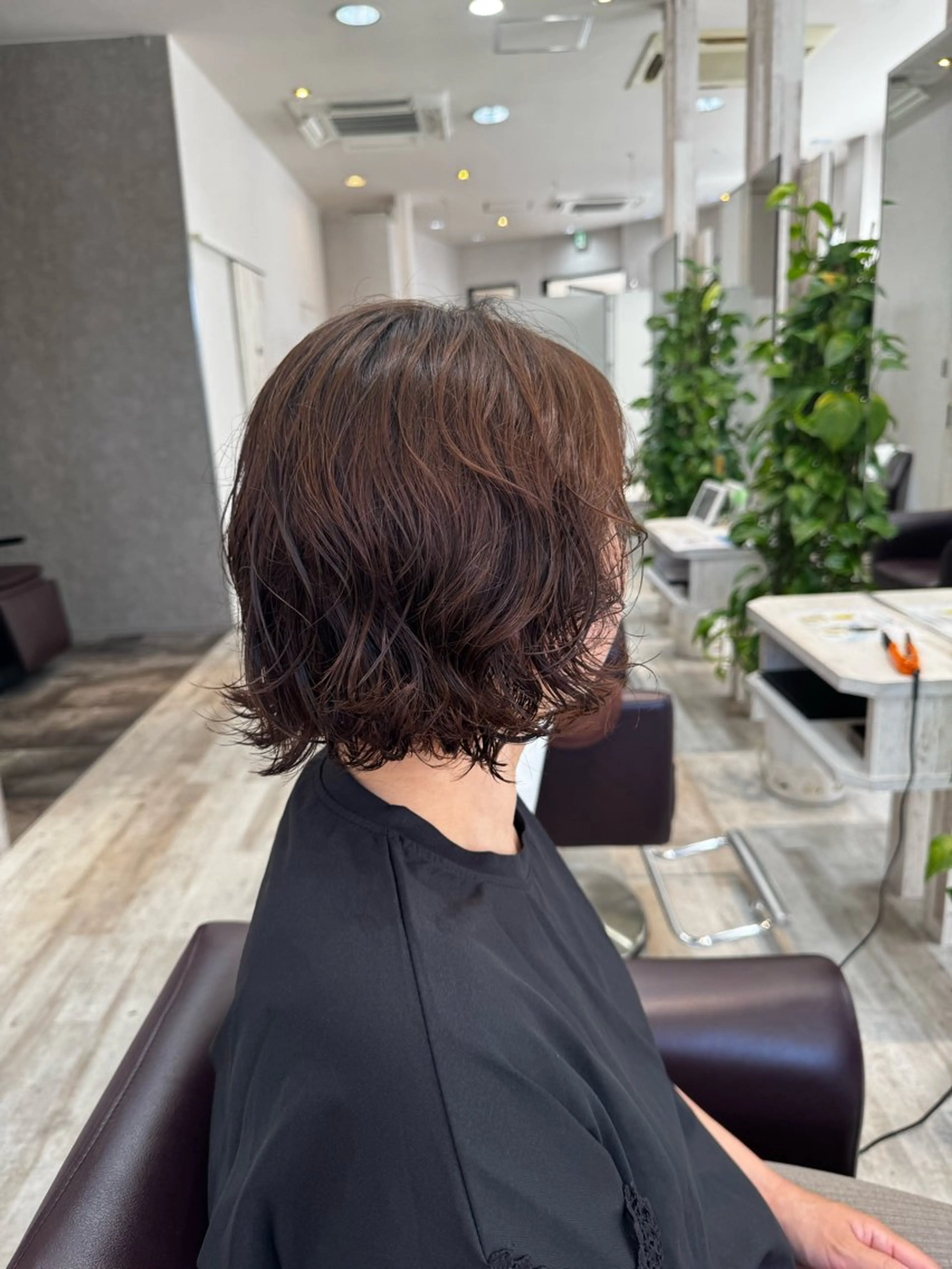ミディアム くせ毛 北川 栞菜のヘアスタイル