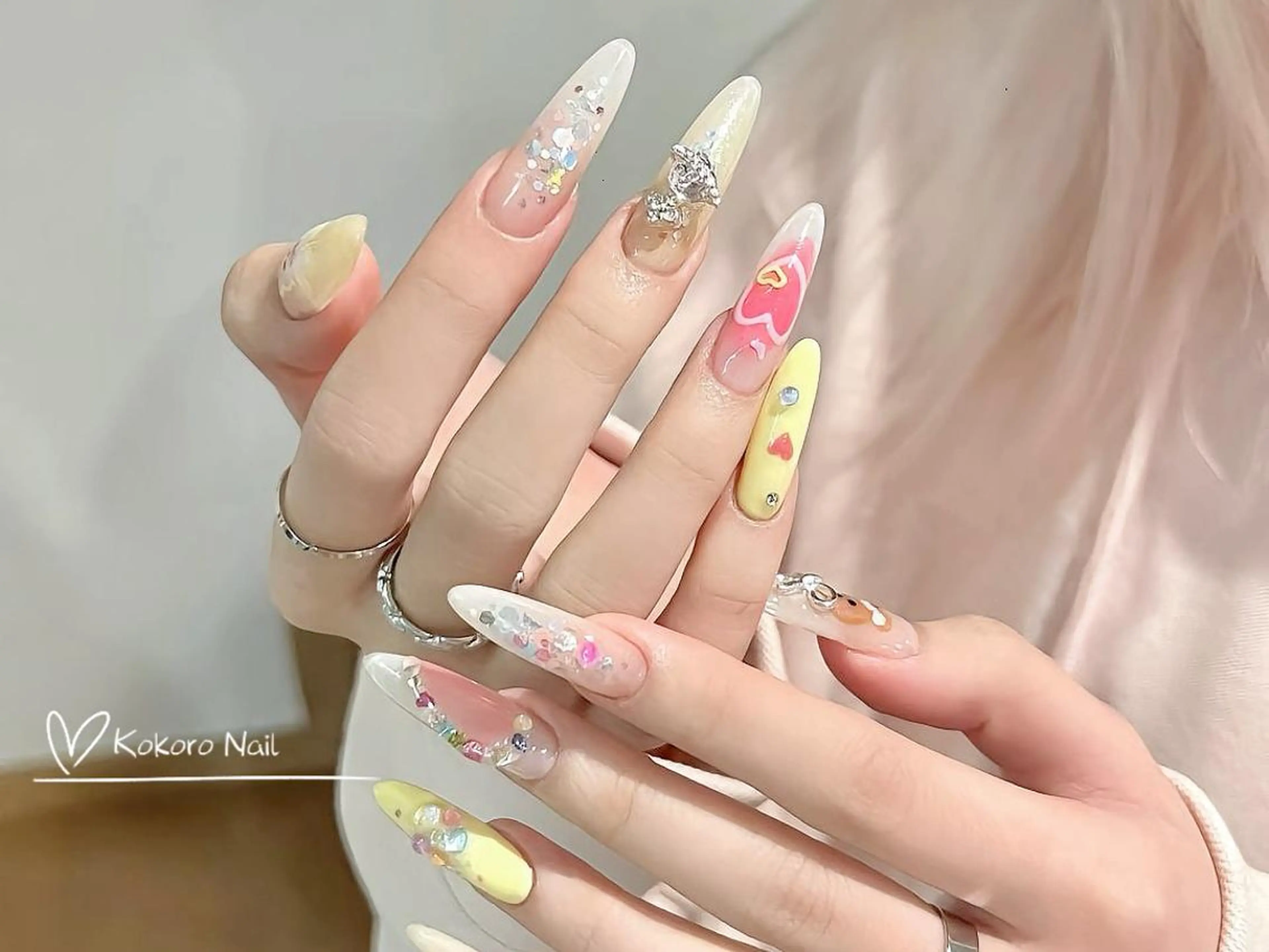 ネイル ハンドネイル ハンドケア 🌙LUNA 🌙のネイルデザイン