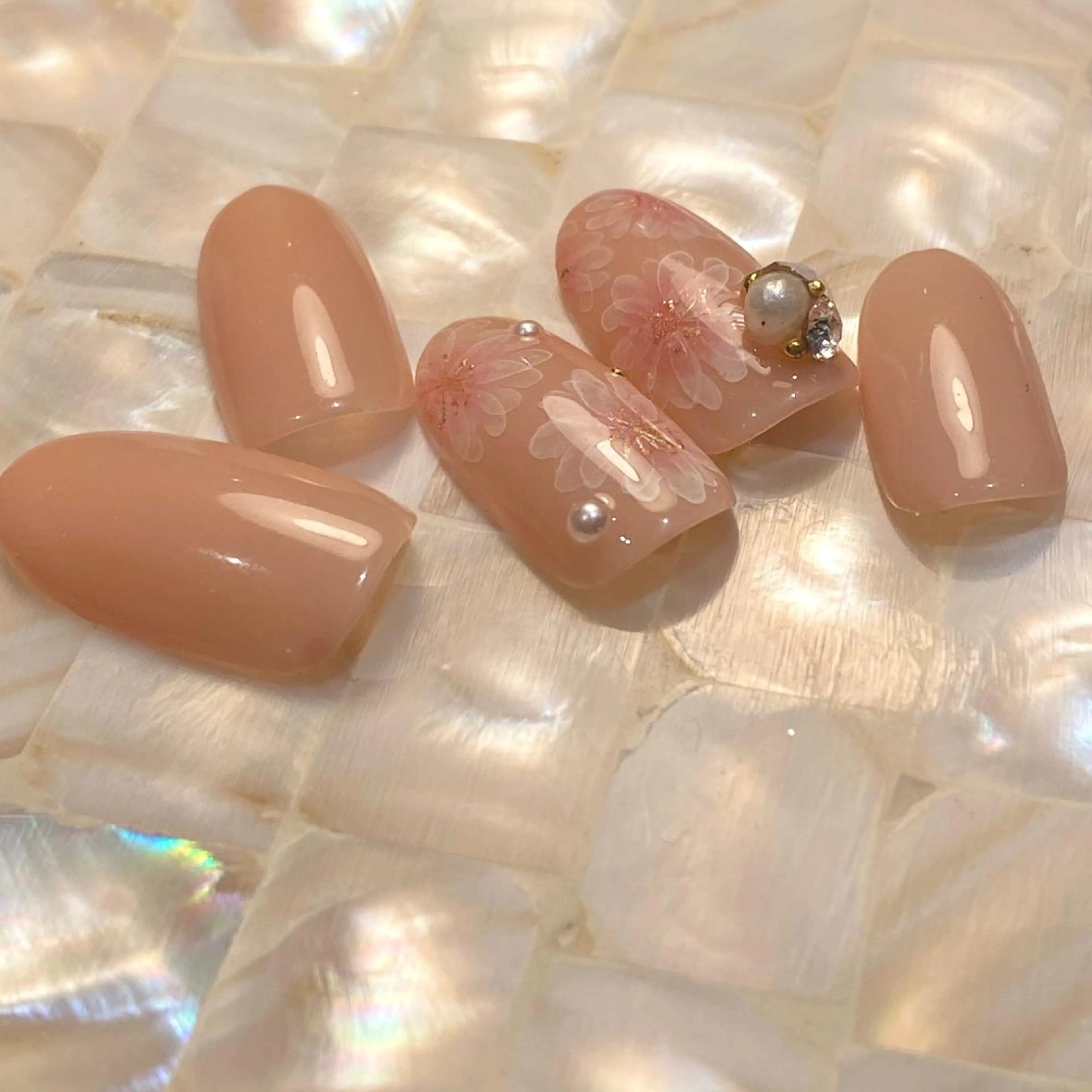 ネイル ジェルネイル ハードジェル スカルプネイル ソフトジェル プライベートサロン Rのネイルデザイン