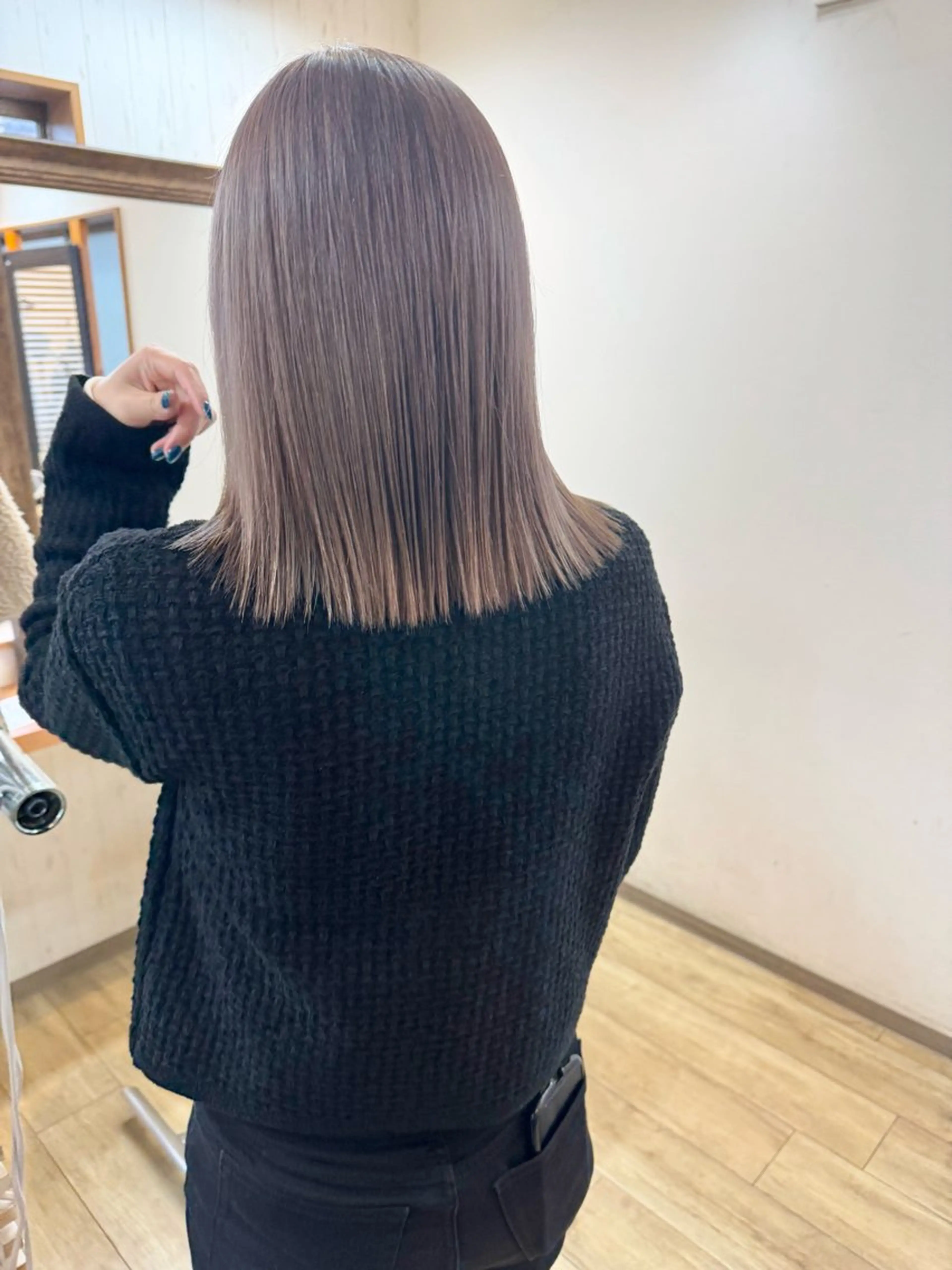 ミディアム 伊藤 一樹のヘアスタイル