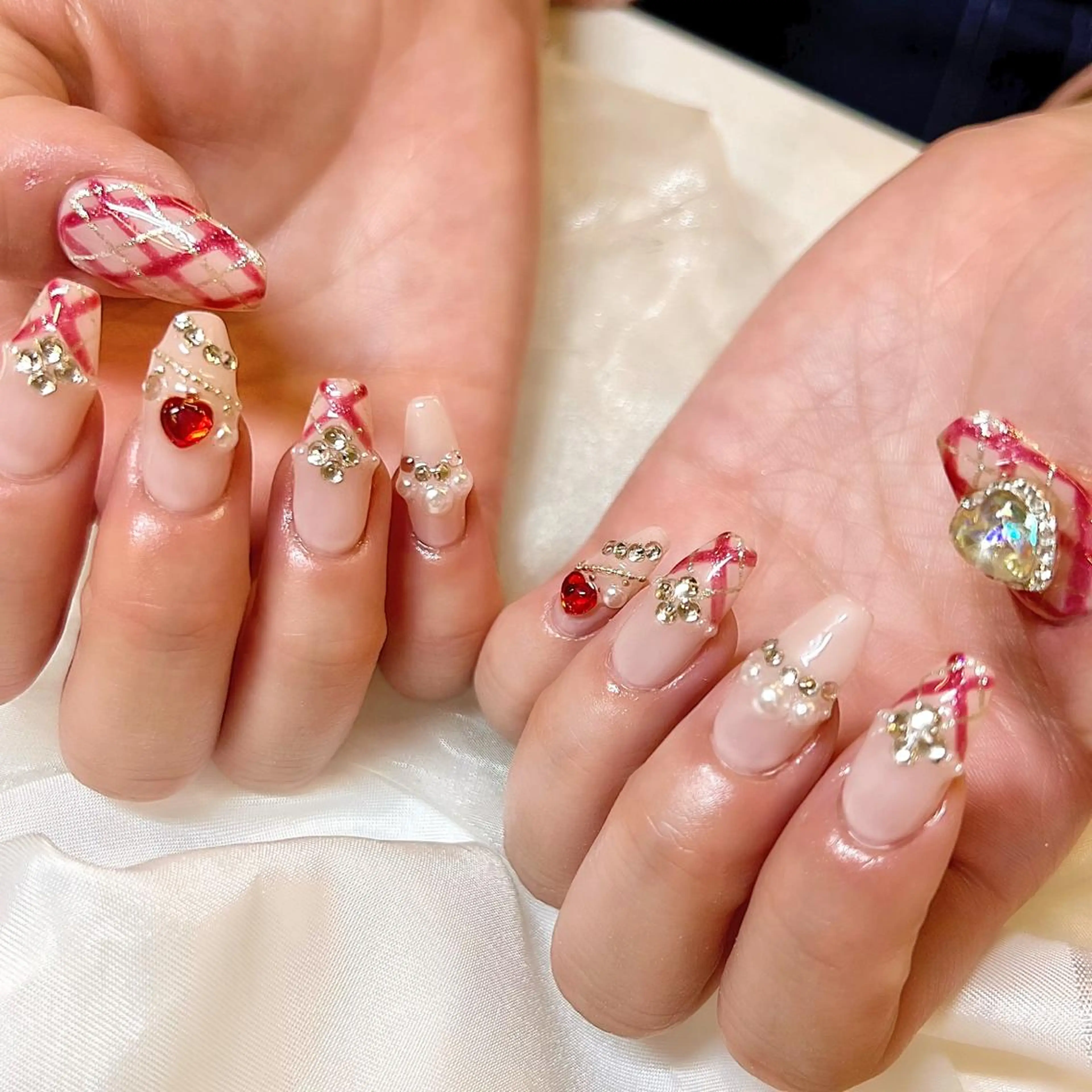 ネイル ハンドネイル clover nailのネイルデザイン