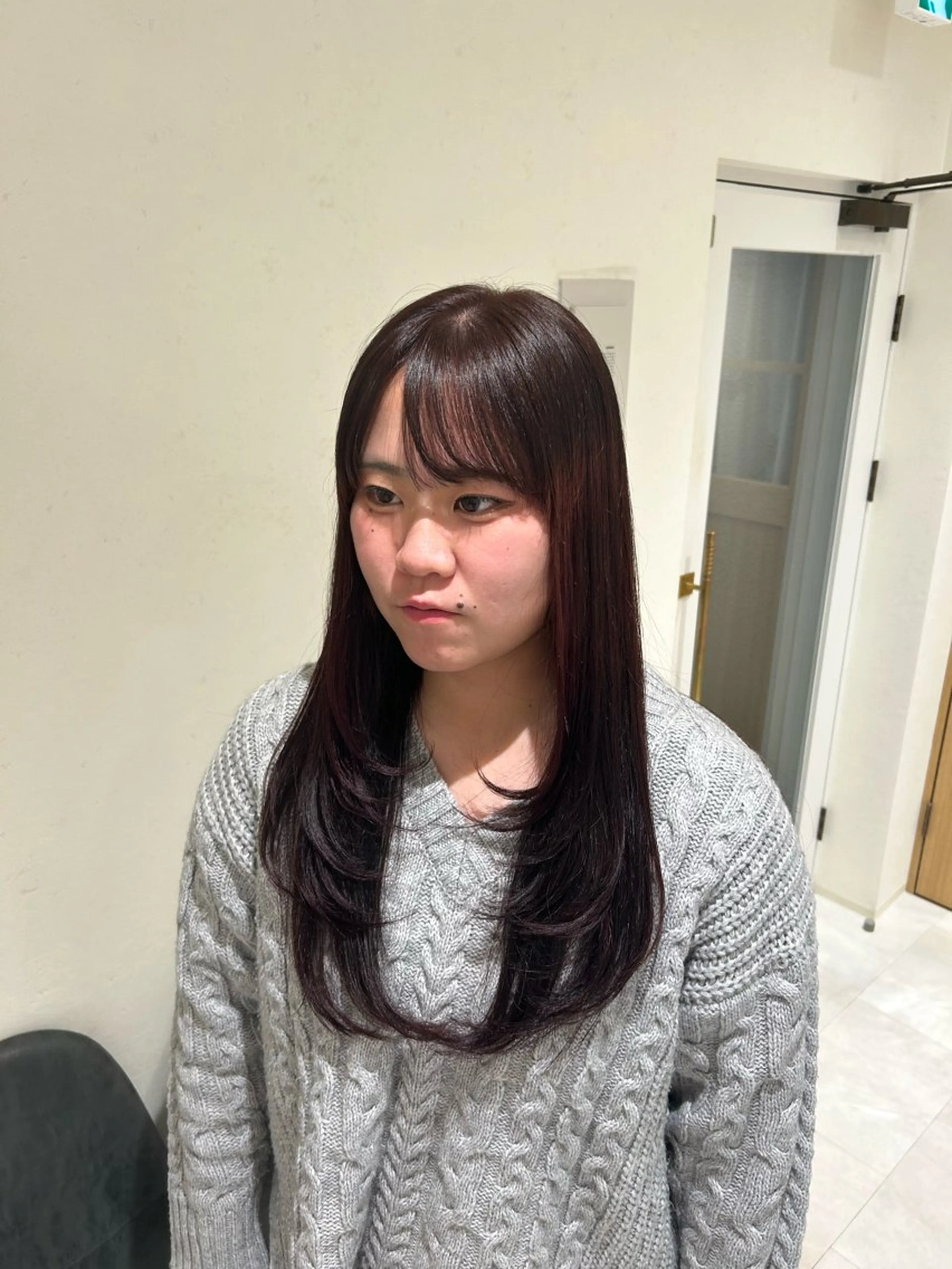 ロング 神田 音羽のヘアスタイル