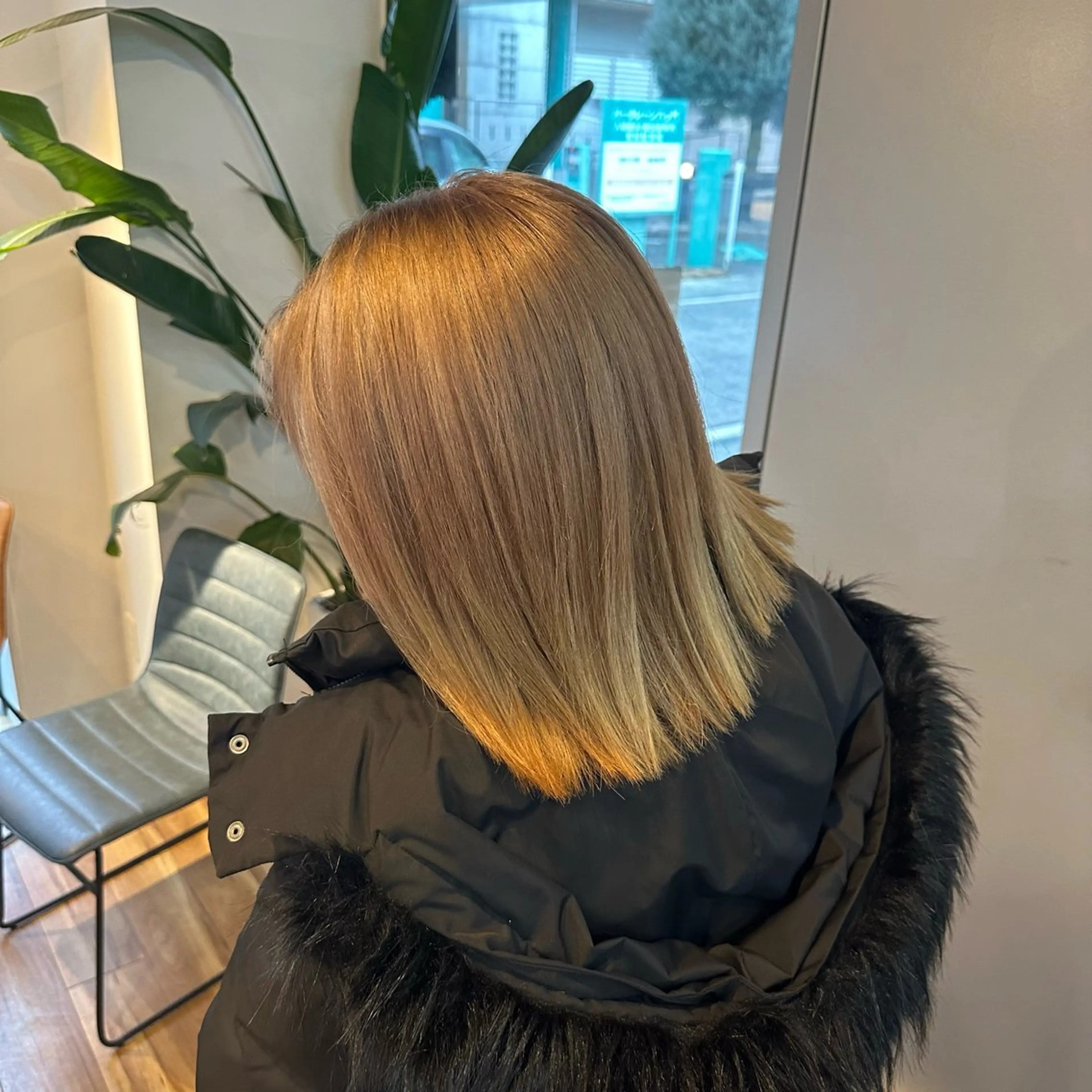 カラー ベージュカラー ブリーチ ヘアカラー 大原 正寛のヘアスタイル