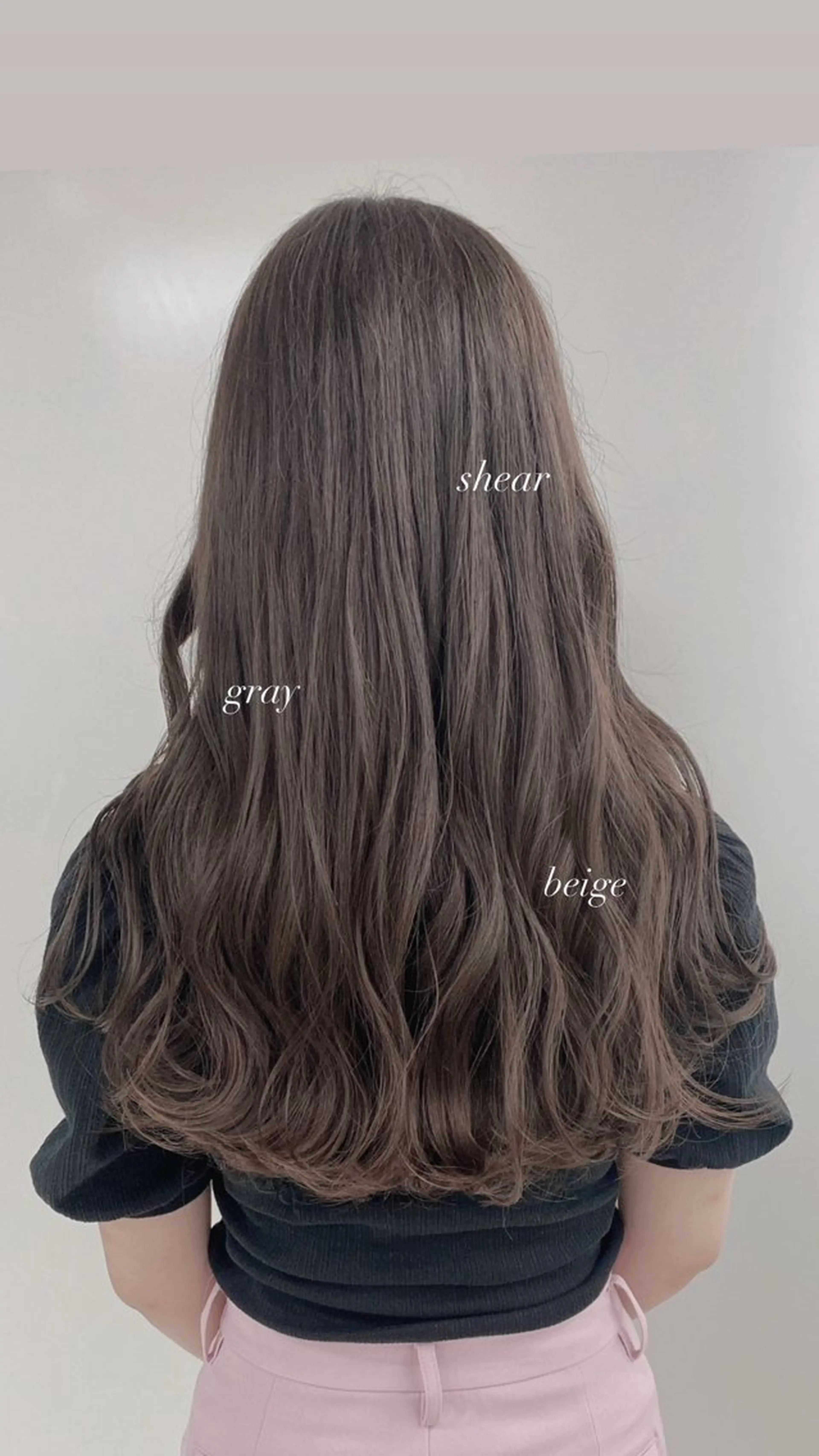 ロング カラー 透明感カラー グレージュ/あいのヘアスタイル