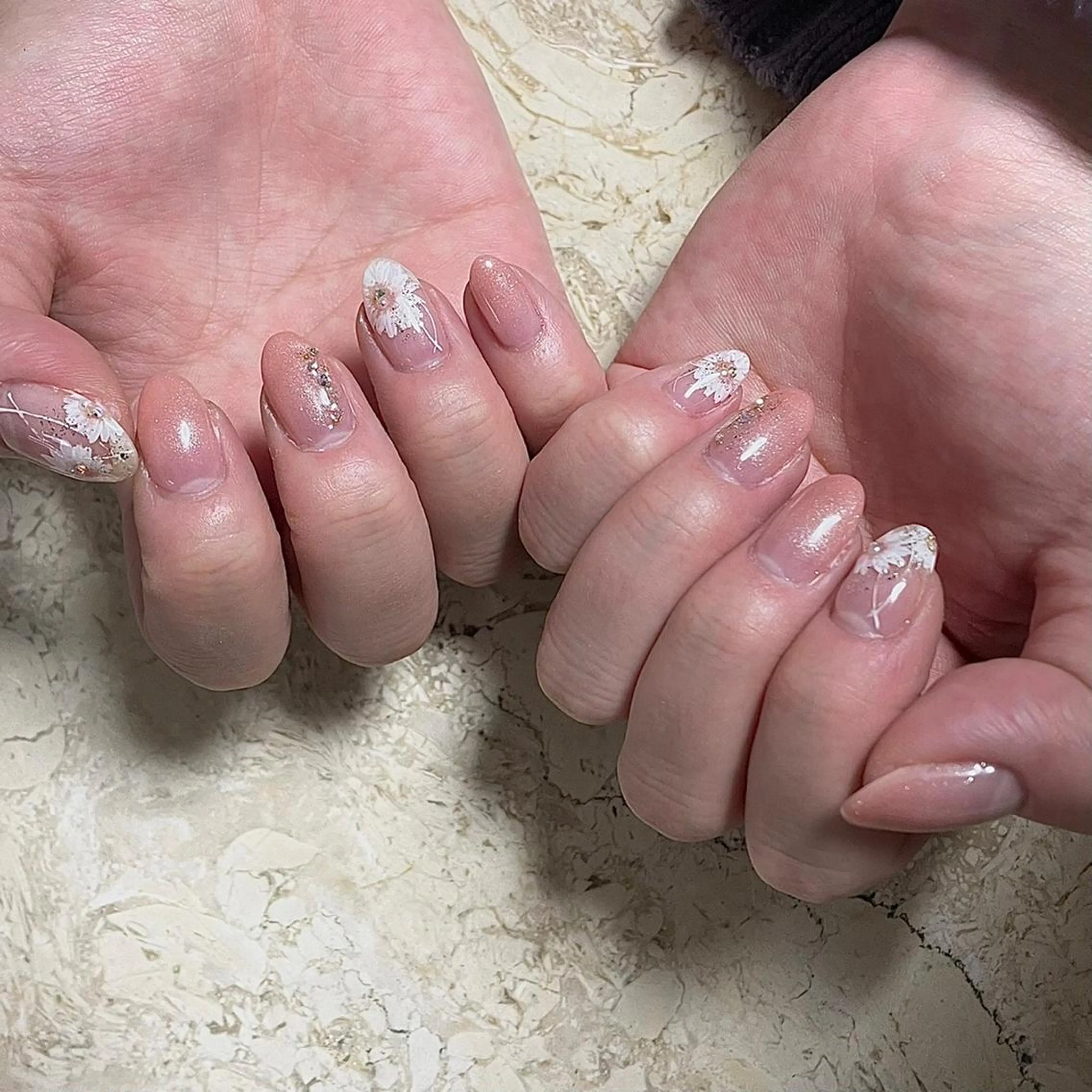 ネイル アニマル柄 アートネイル フラワーネイル フレンチネイル ジェルネイル ハンドネイル nail salon mieux(ミュー)のネイルデザイン