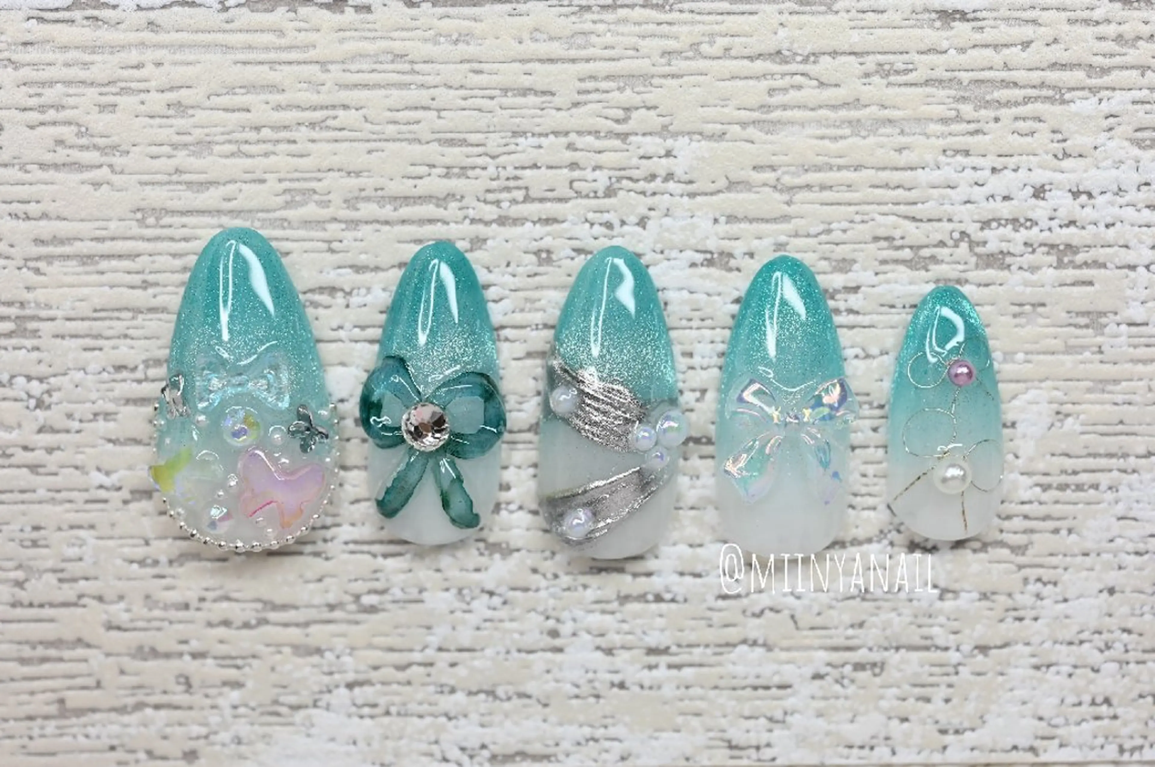 ネイル miinyanail ミーニャネイルのネイルデザイン