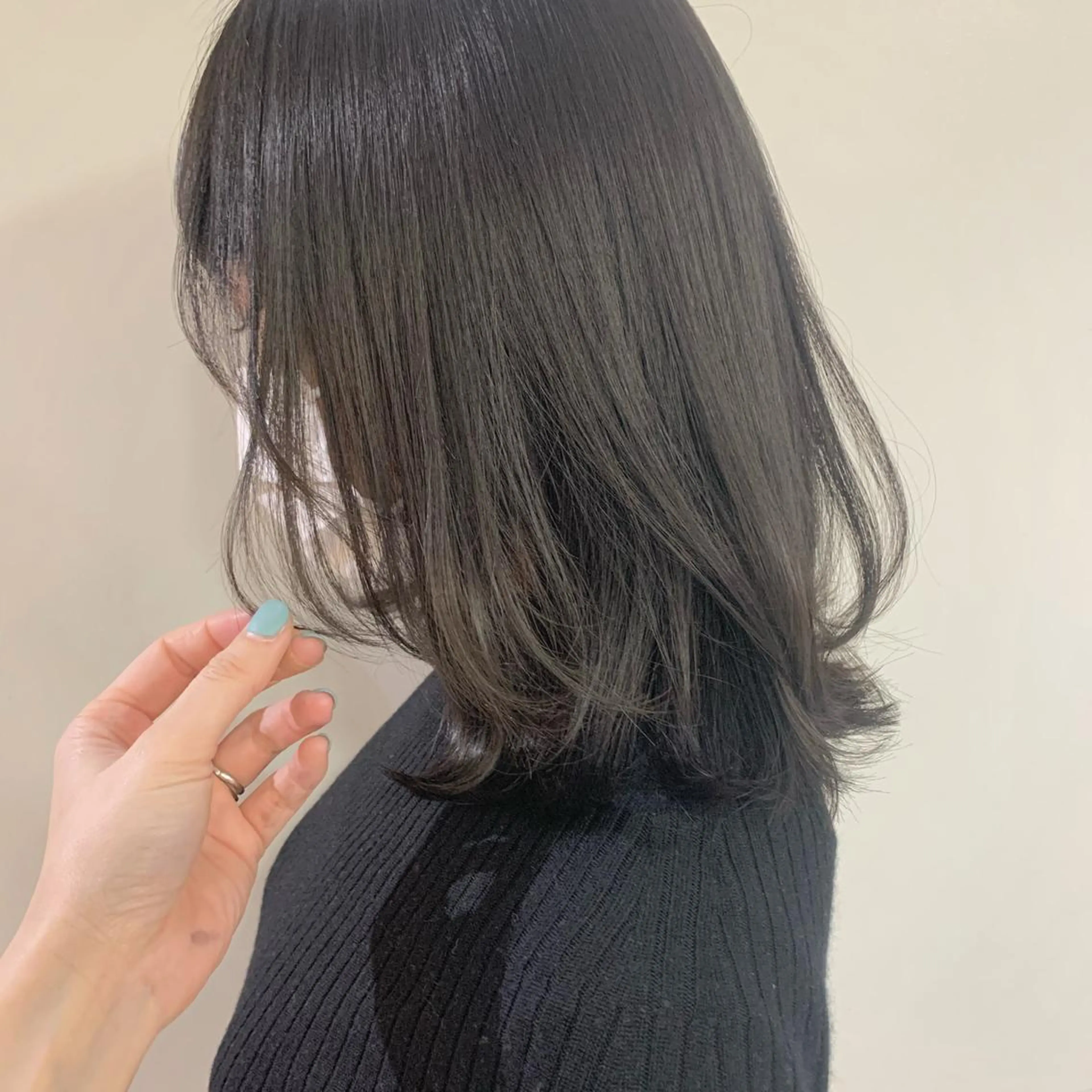 ミディアム カラー k-two ウエダカナミ🎀のヘアスタイル