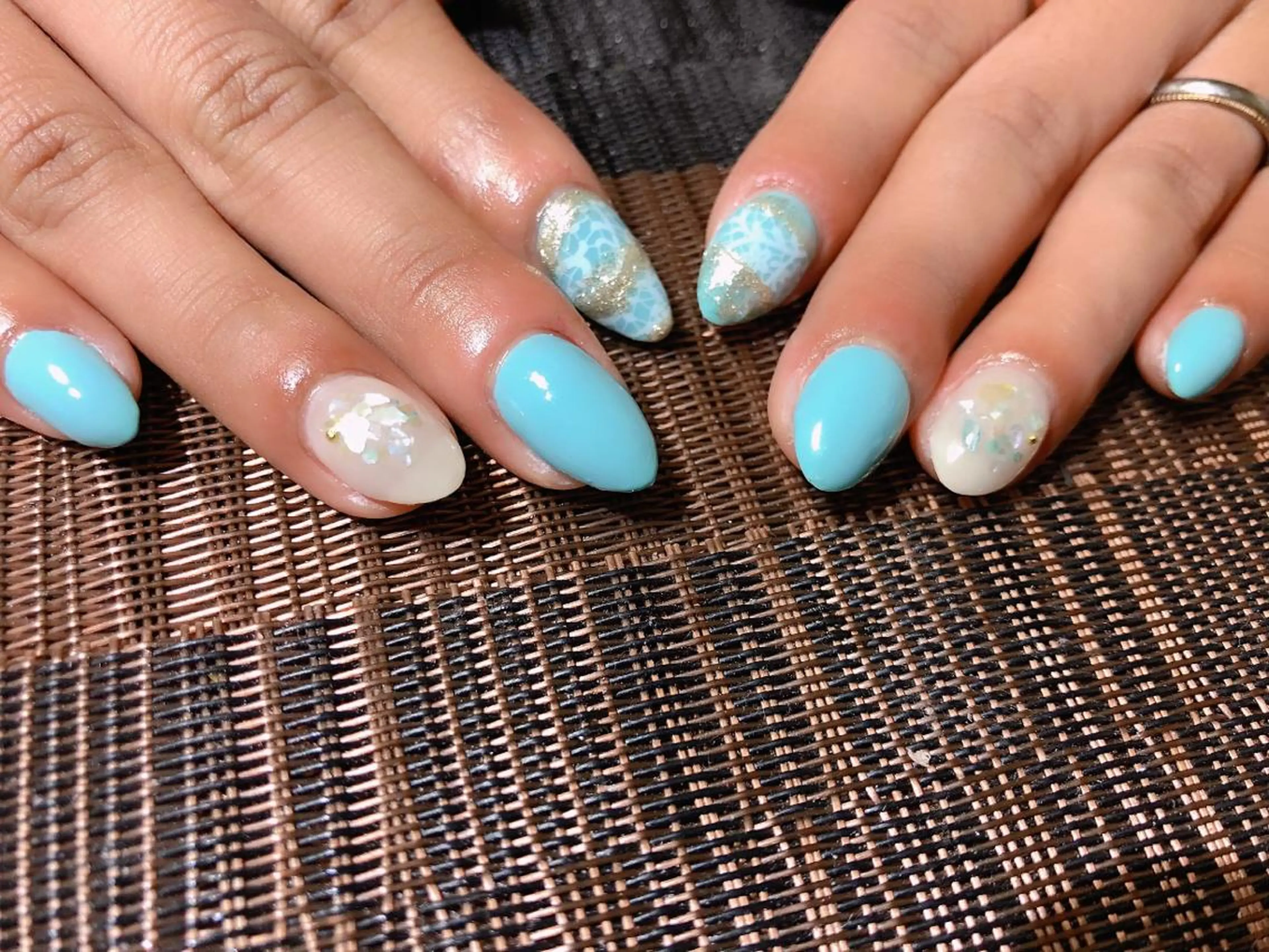 ネイル 伊藤 美里のネイルデザイン