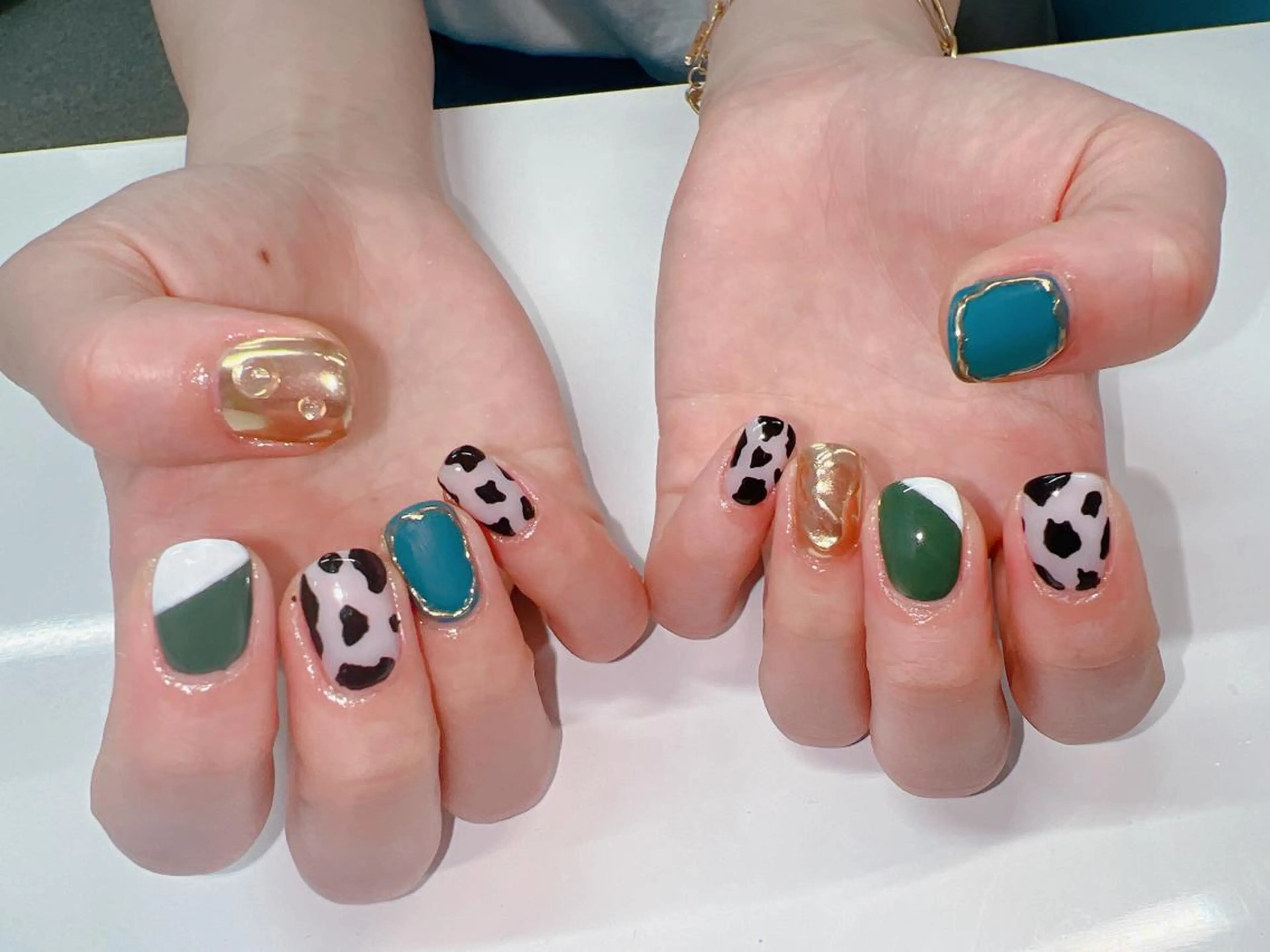 ネイル Nail Salon L'arc所属・💊大阪/心斎橋 moni🧠のネイルデザイン