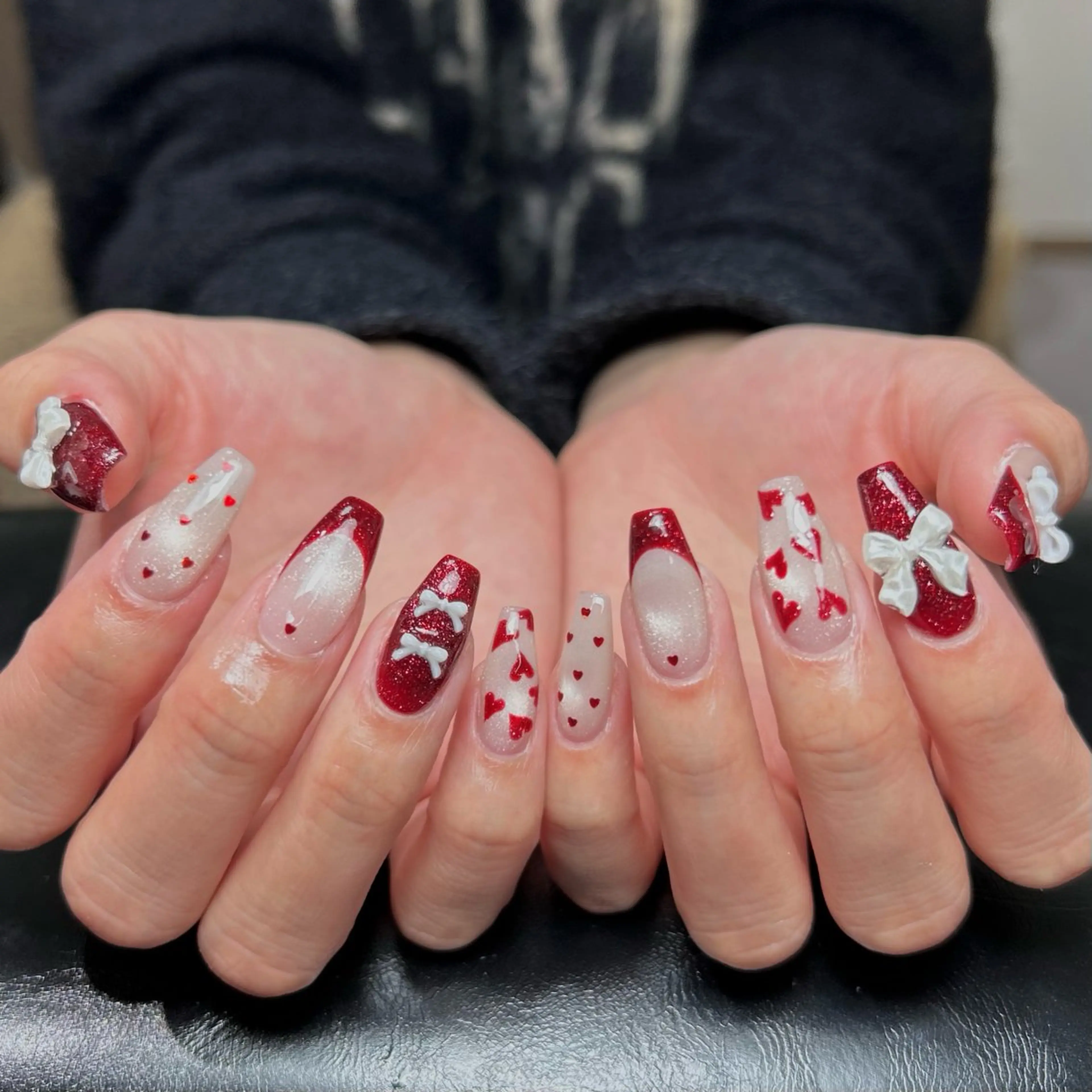 ネイル グラデーション ラメ(グリッター) マグネットネイル ミラーネイル ニュアンスネイル ハンドネイル Lumi de nails所属・Lumi de nailsのネイルデザイン