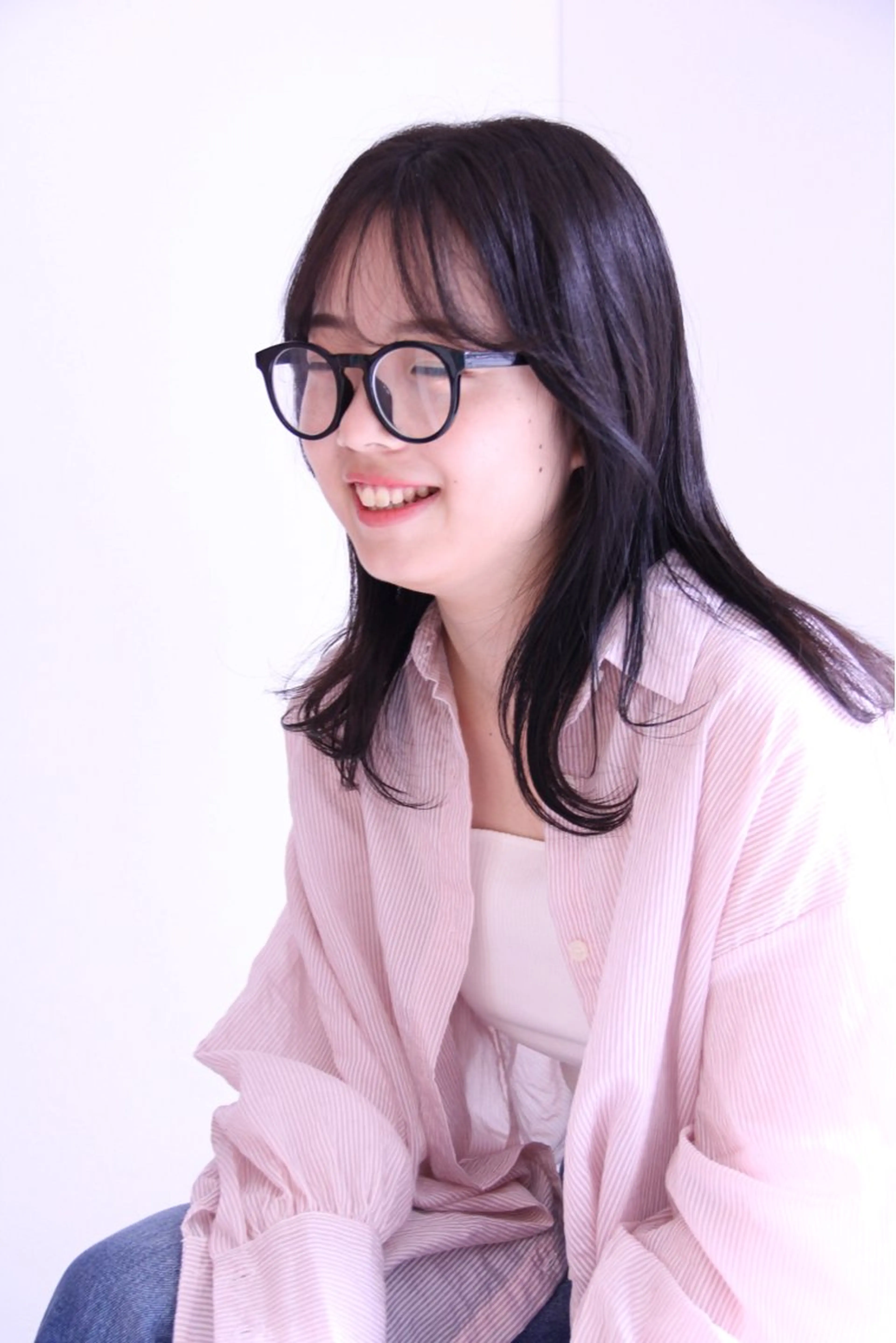 ミディアム 顔周り/韓国レイヤー junkaのヘアスタイル