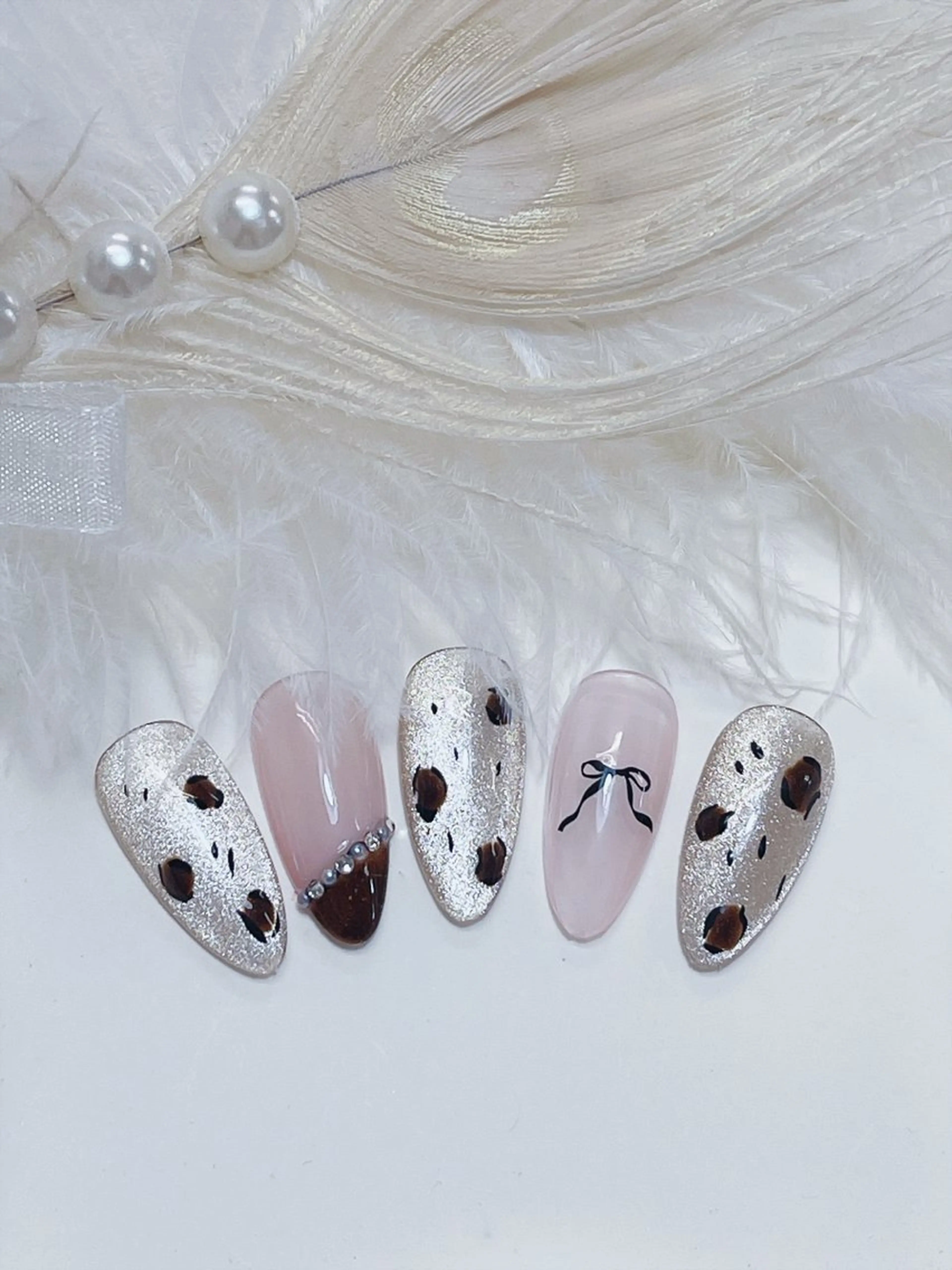 ネイル チークネイル フレンチネイル グラデーション キラキラネイル 韓国ネイル ハンドネイル DUO MI所属・DUO   MI nail salonのネイルデザイン