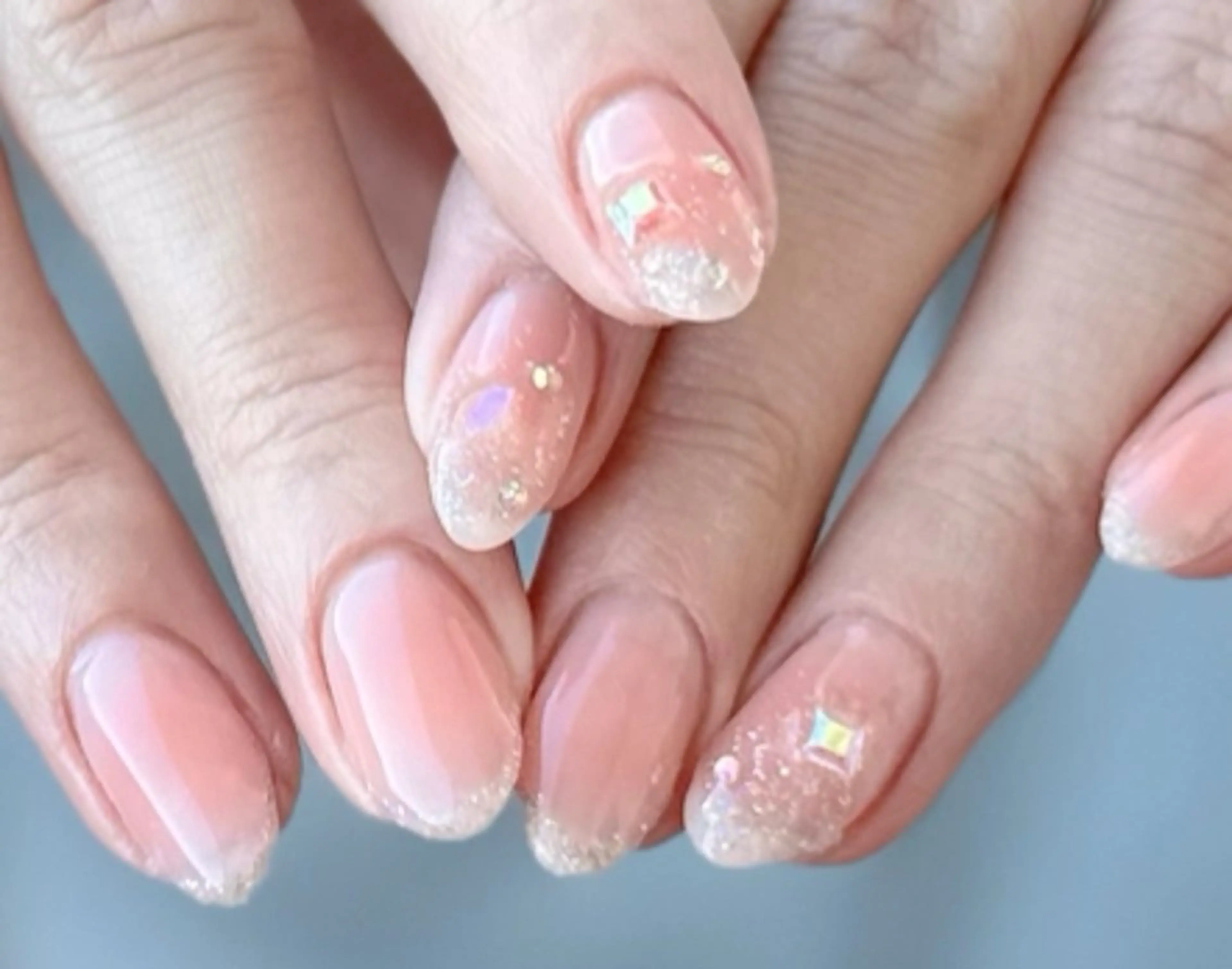 ネイル 新山 聖のネイルデザイン