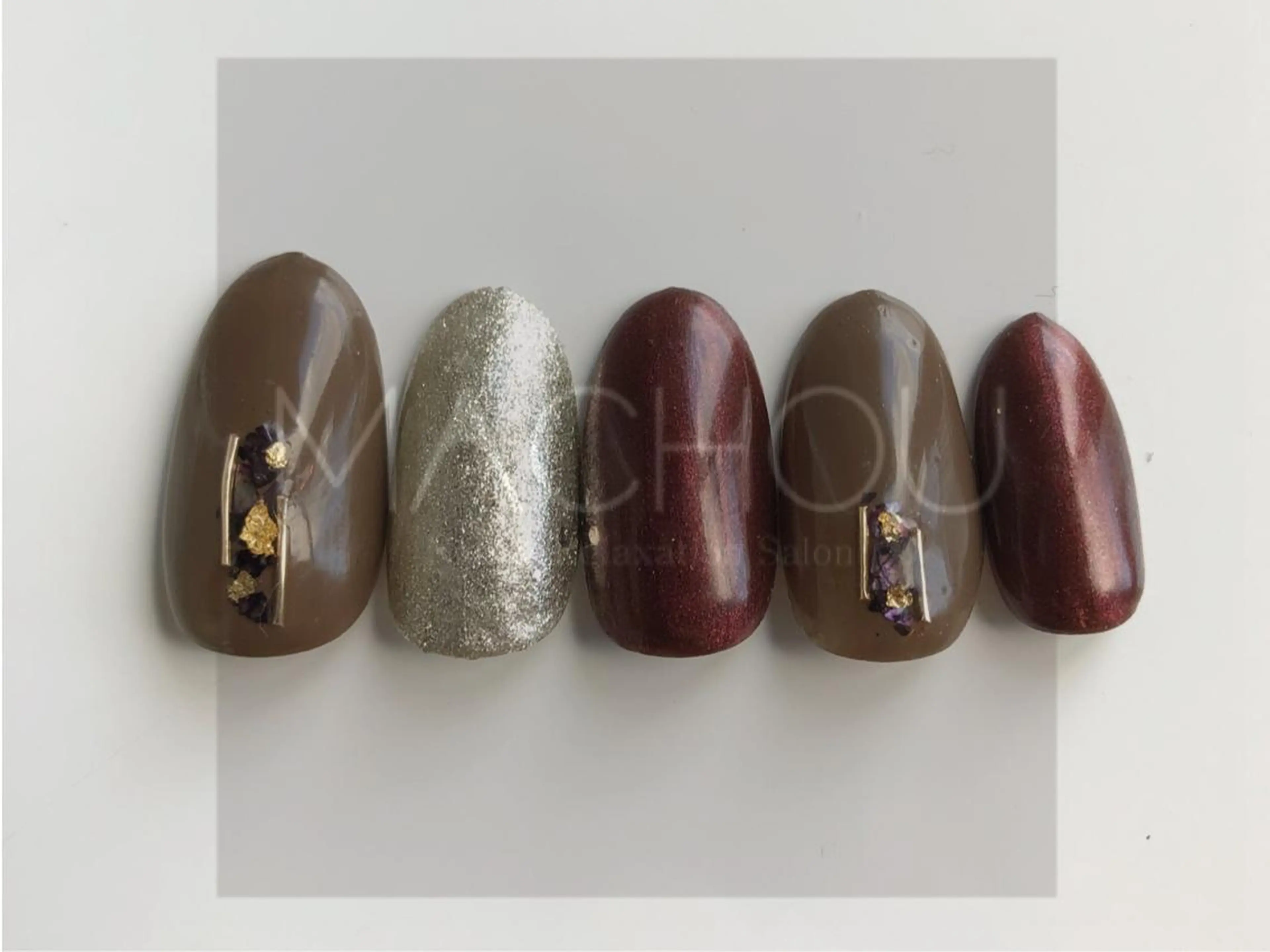 ネイル MACHOU所属・tomomi MACHOUのネイルデザイン