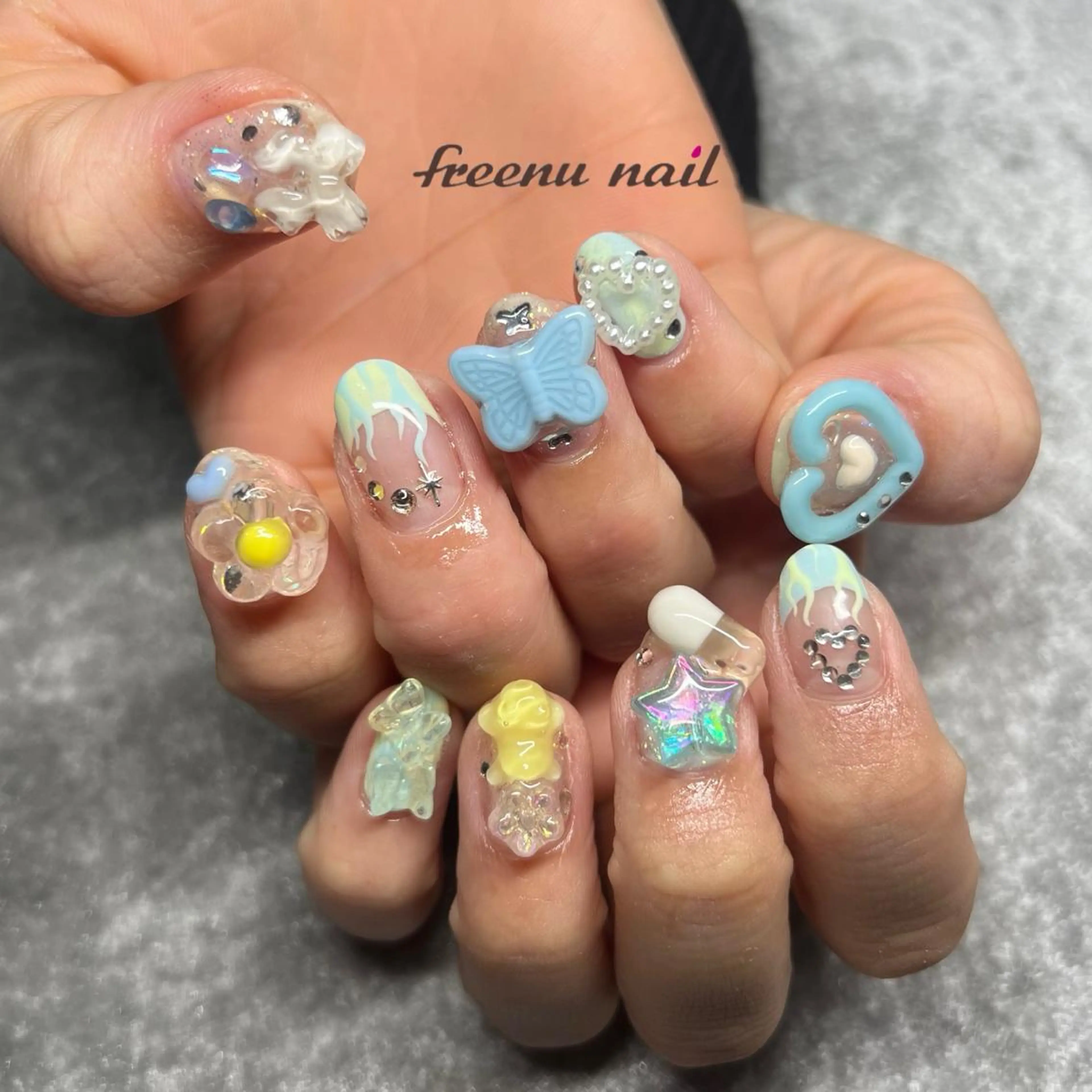 ネイル freenu nail【24H】のネイルデザイン