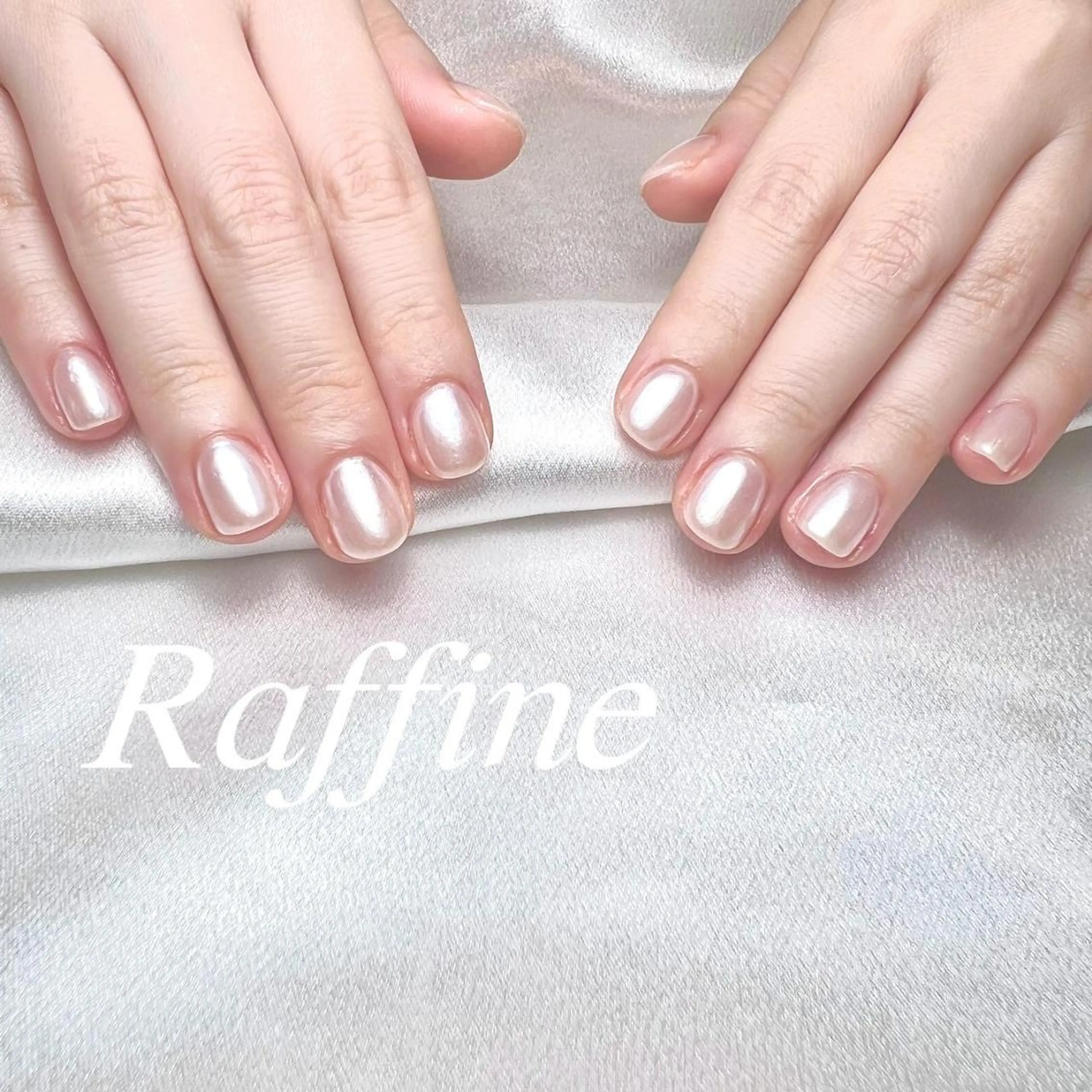 ネイル RAFFINE haru🦋🩵のネイルデザイン