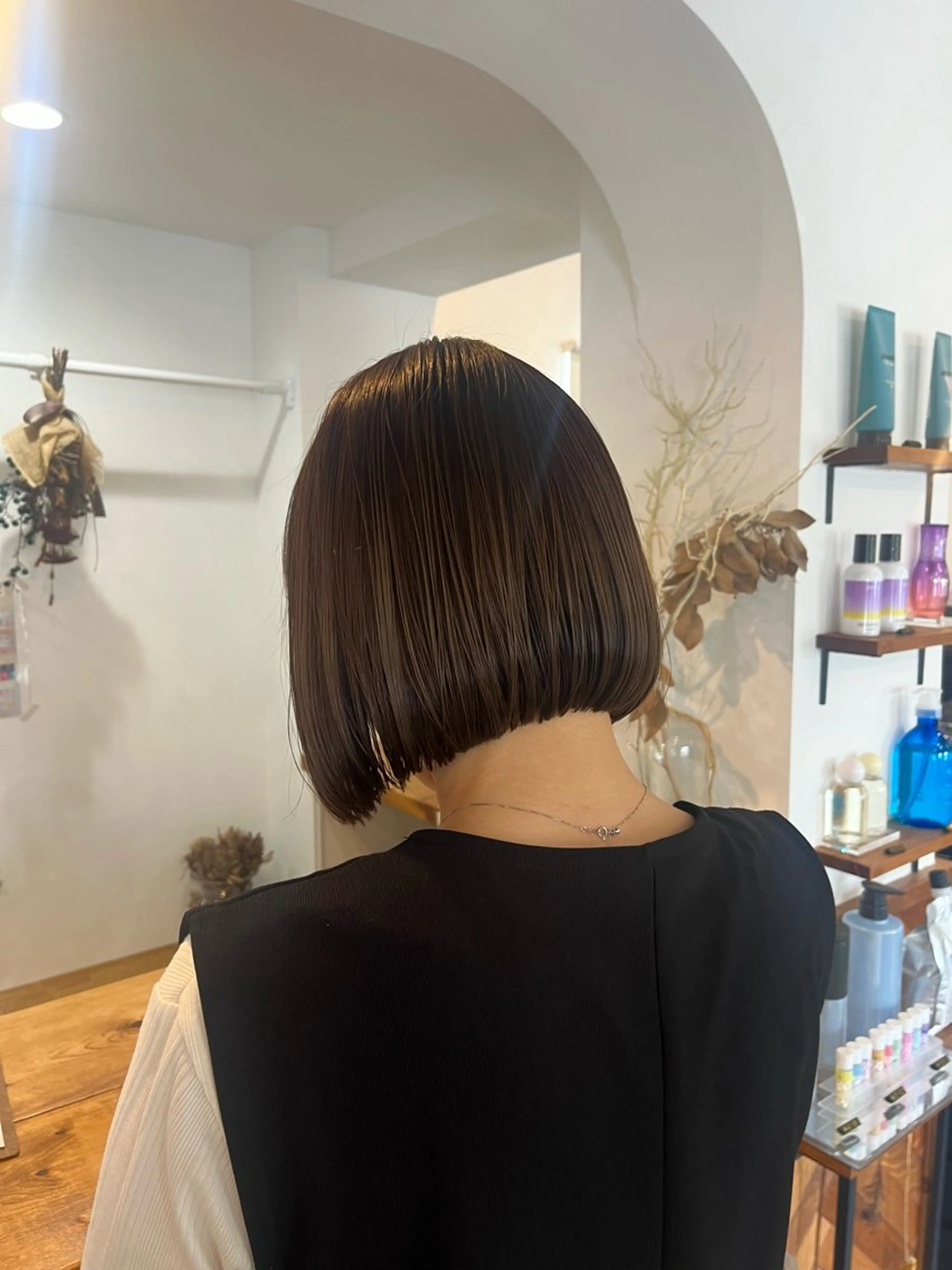 ショート カラー オリーブカラー 駒場 まといのヘアスタイル