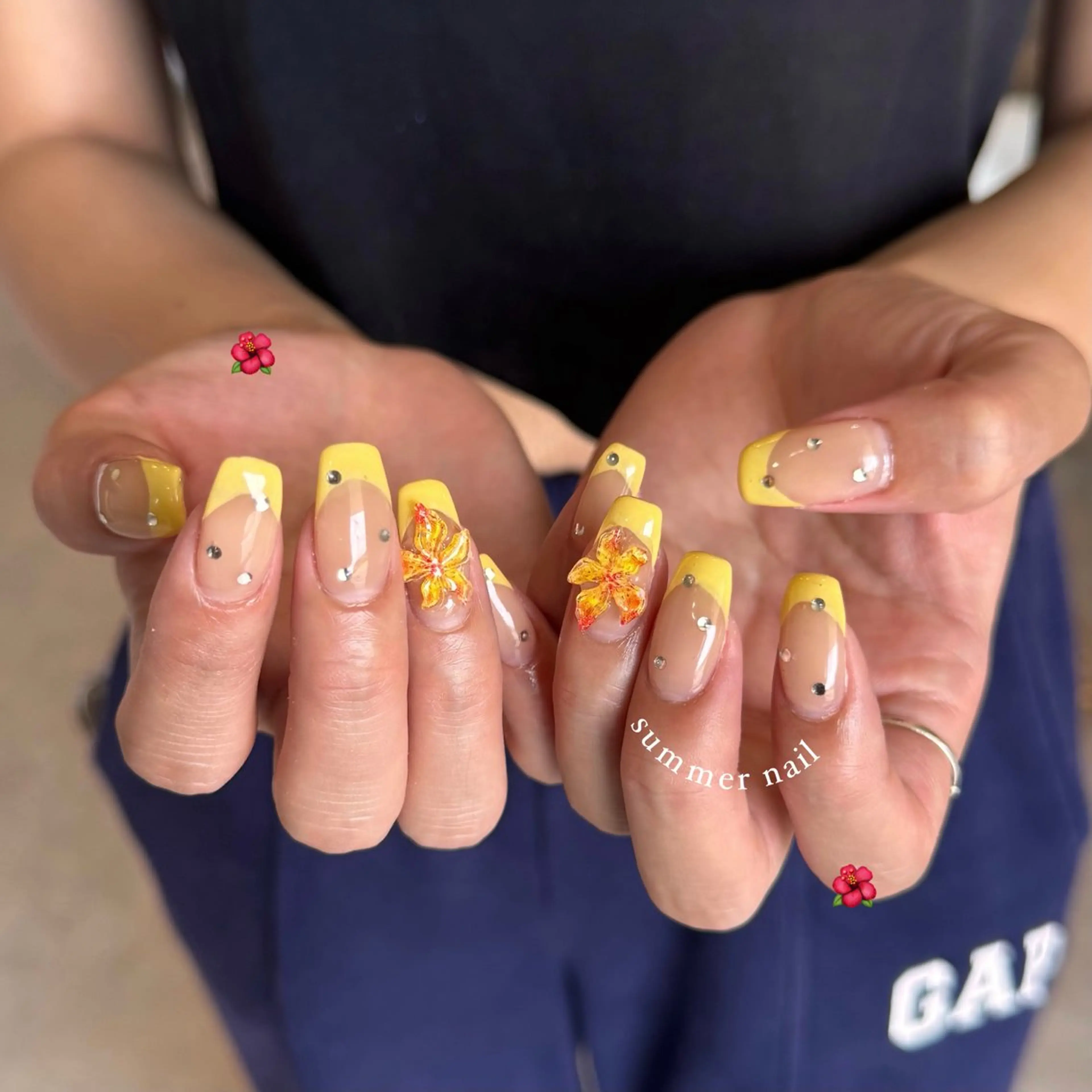 ネイル ハンドネイル nailsalon YOLOのネイルデザイン