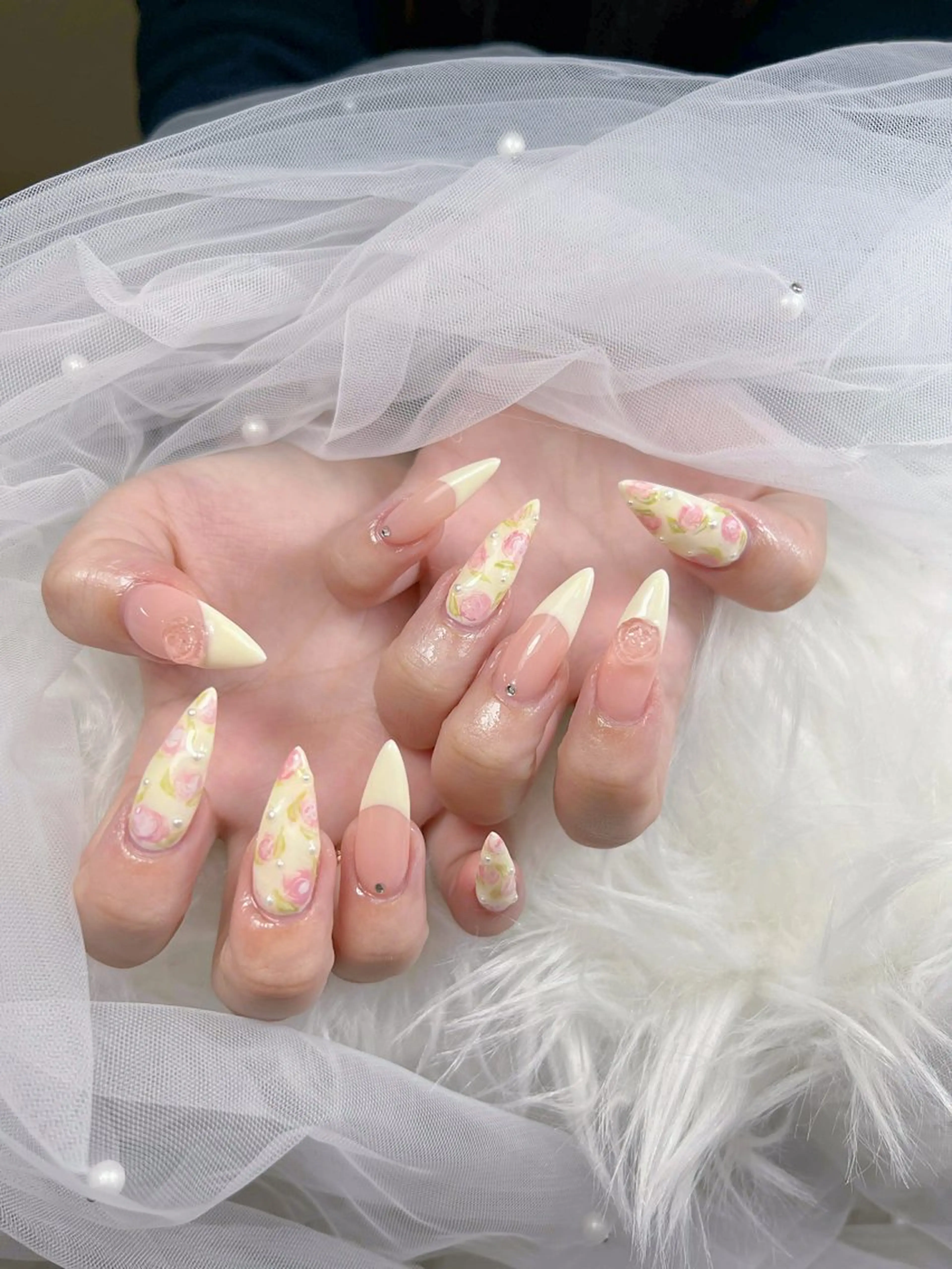 ネイル アートネイル オーロラネイル チークネイル 長さ出し フットネイル Miya_nail所属・Miya _nailのネイルデザイン