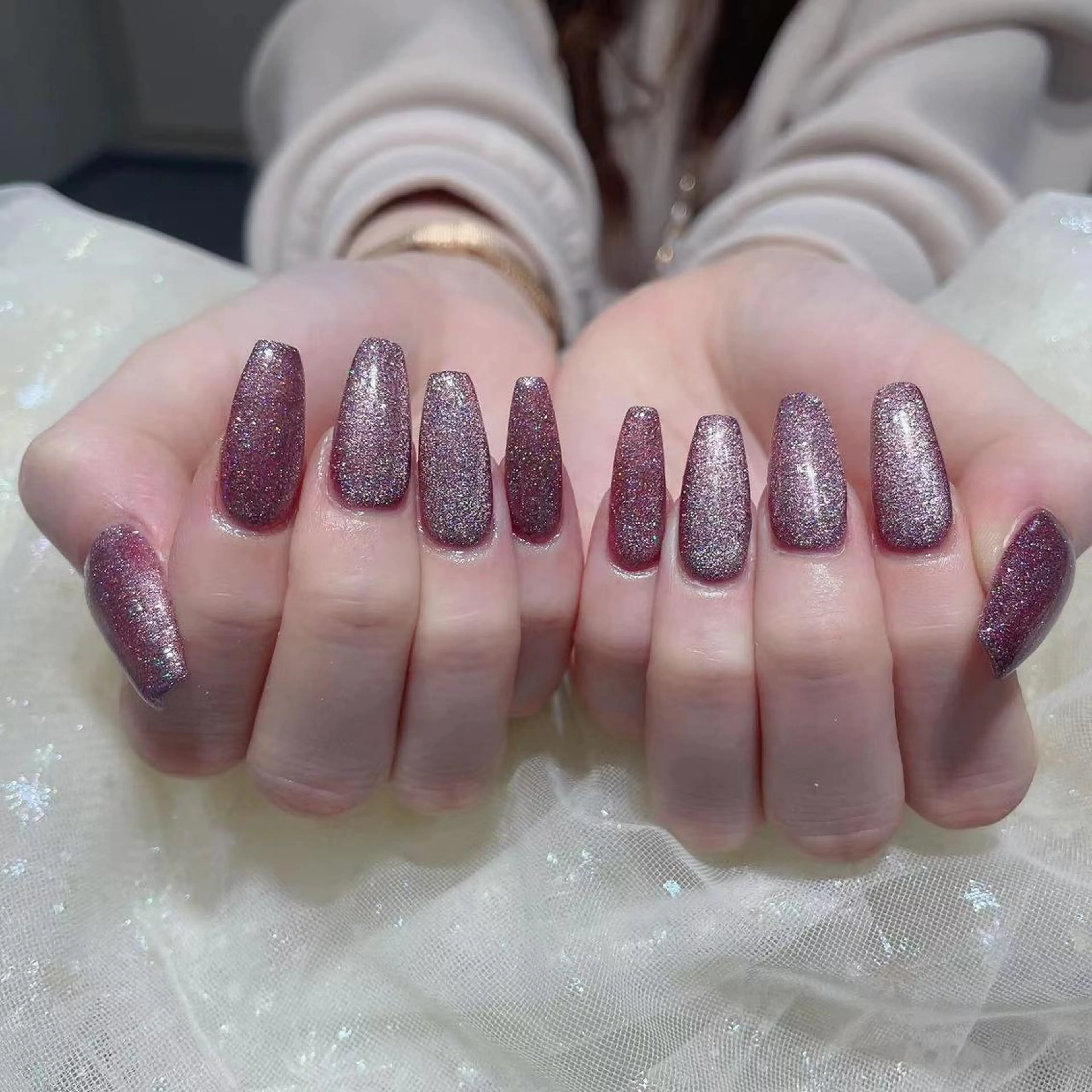 ネイル 長さ出し マグネットネイル ワンカラーネイル ネイルチップ Queens 新宿本店のネイルデザイン