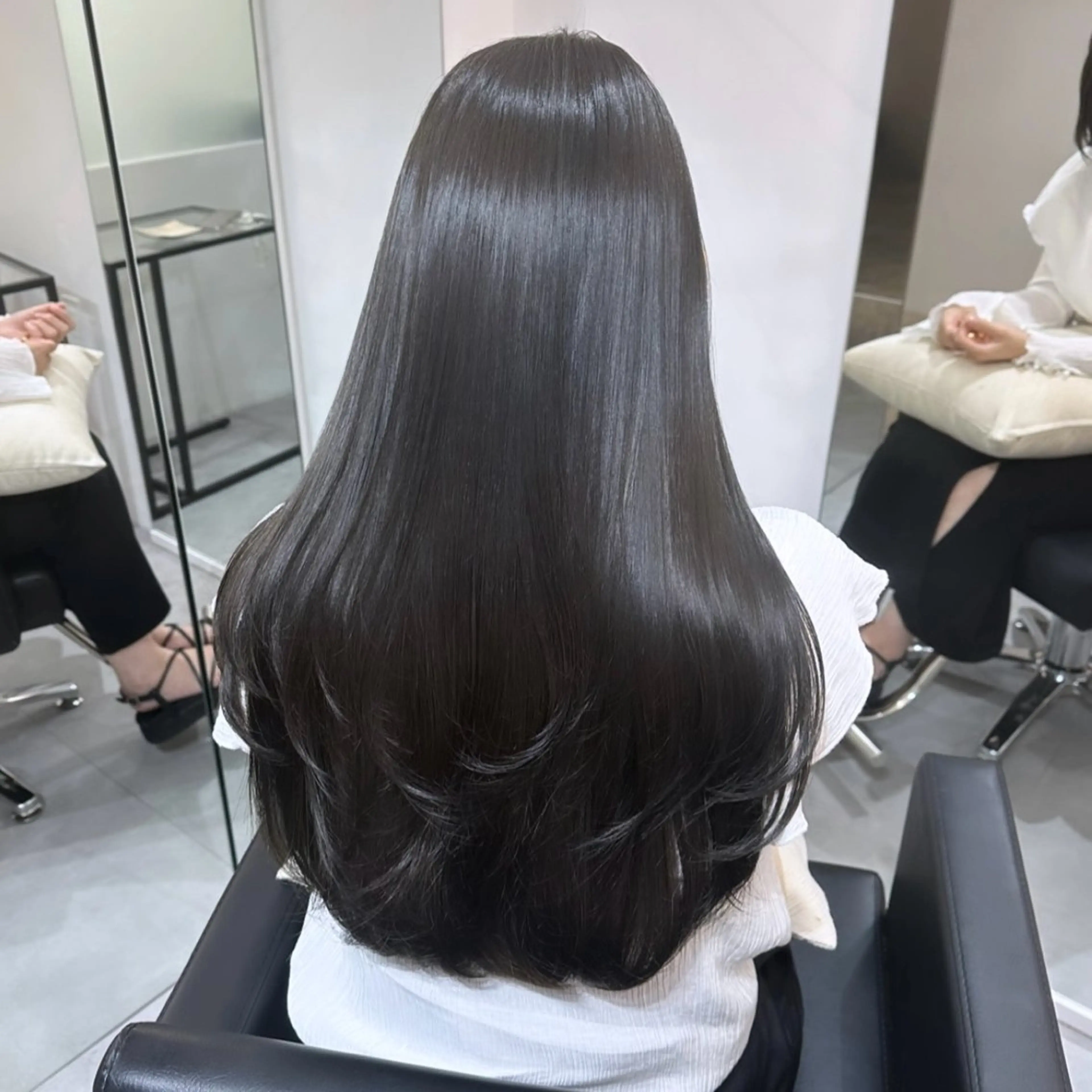 パーフェクト艶カラー🩶(ロング限定)の写真